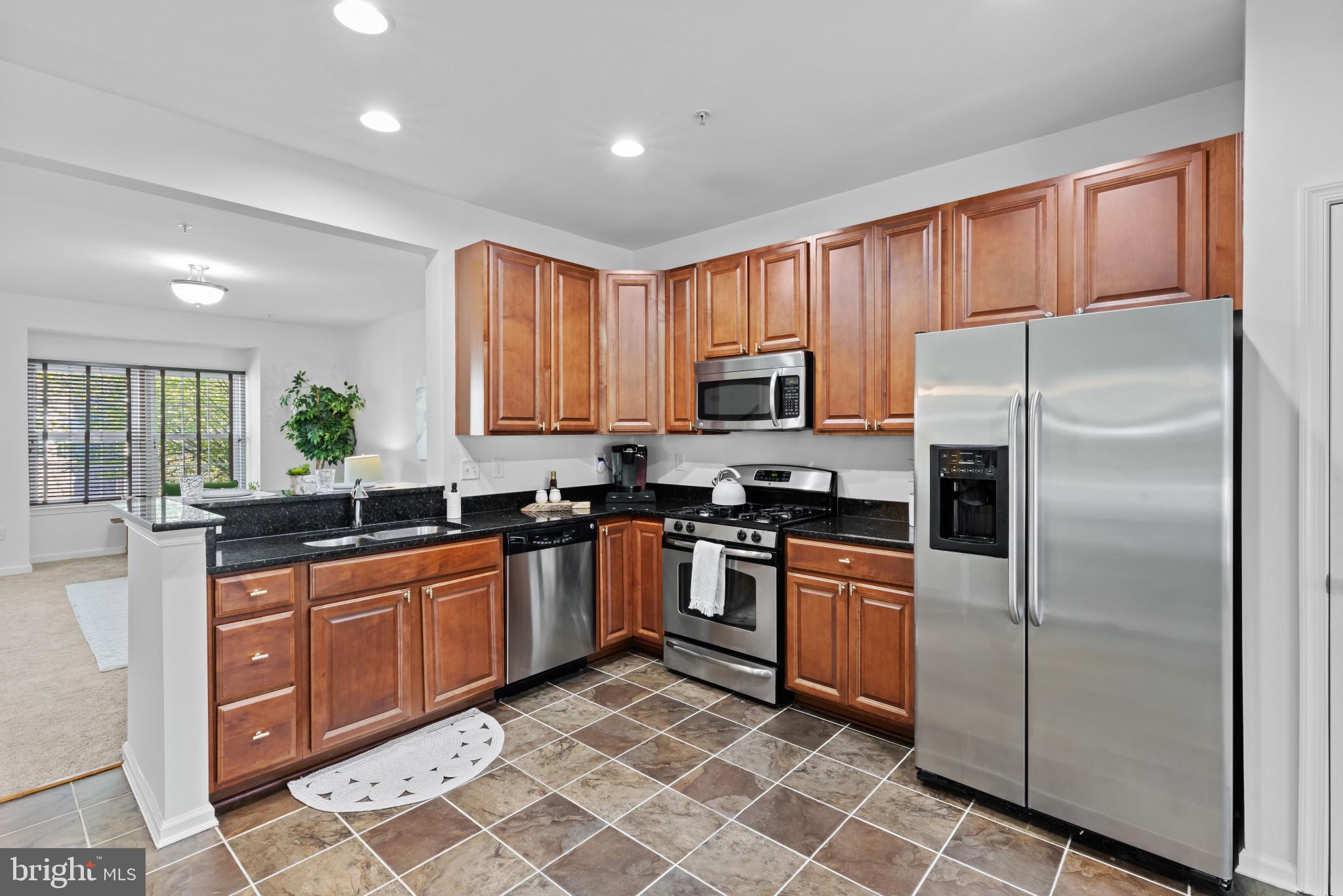 BELMONT STATION - Residential