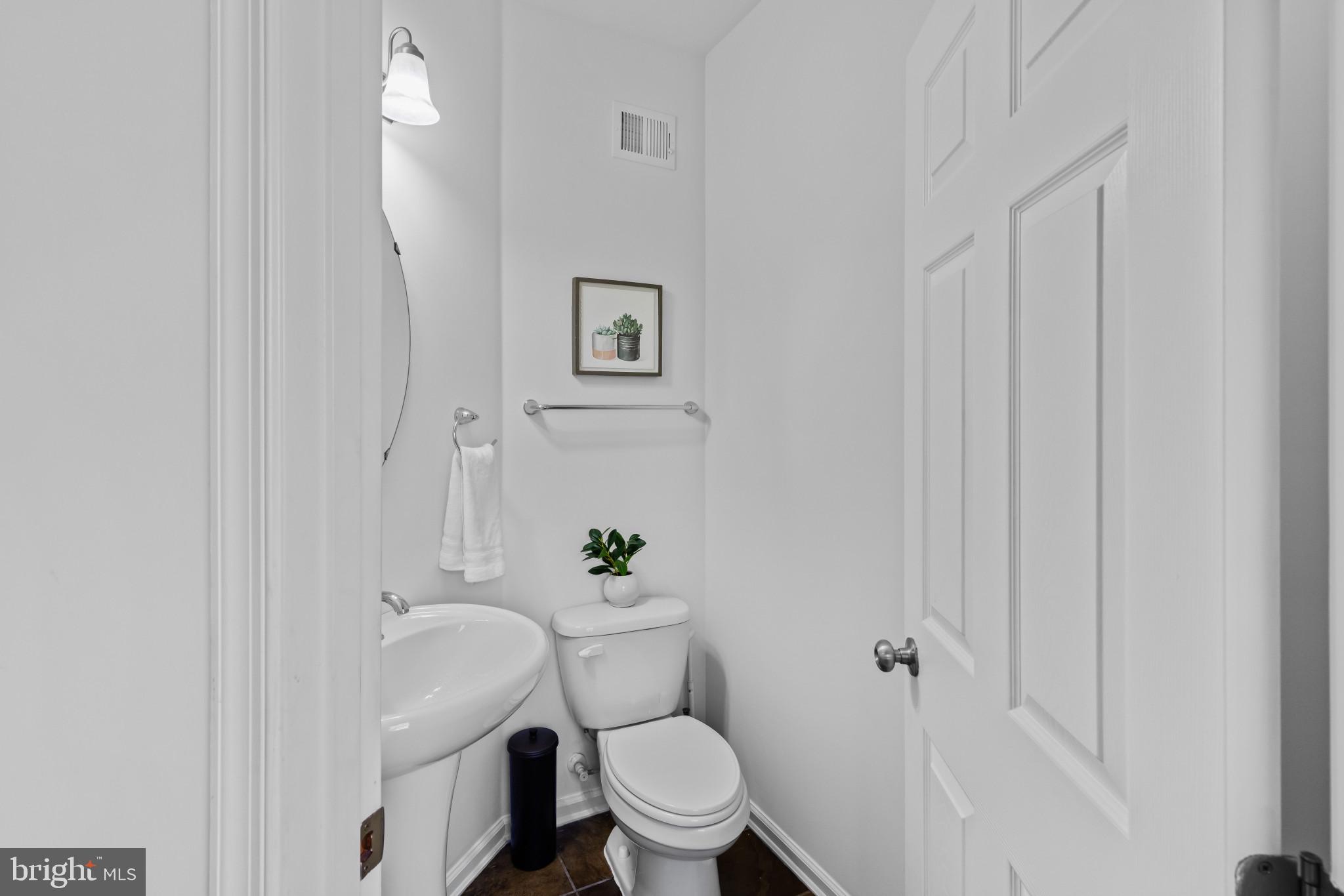 BELMONT STATION - Residential