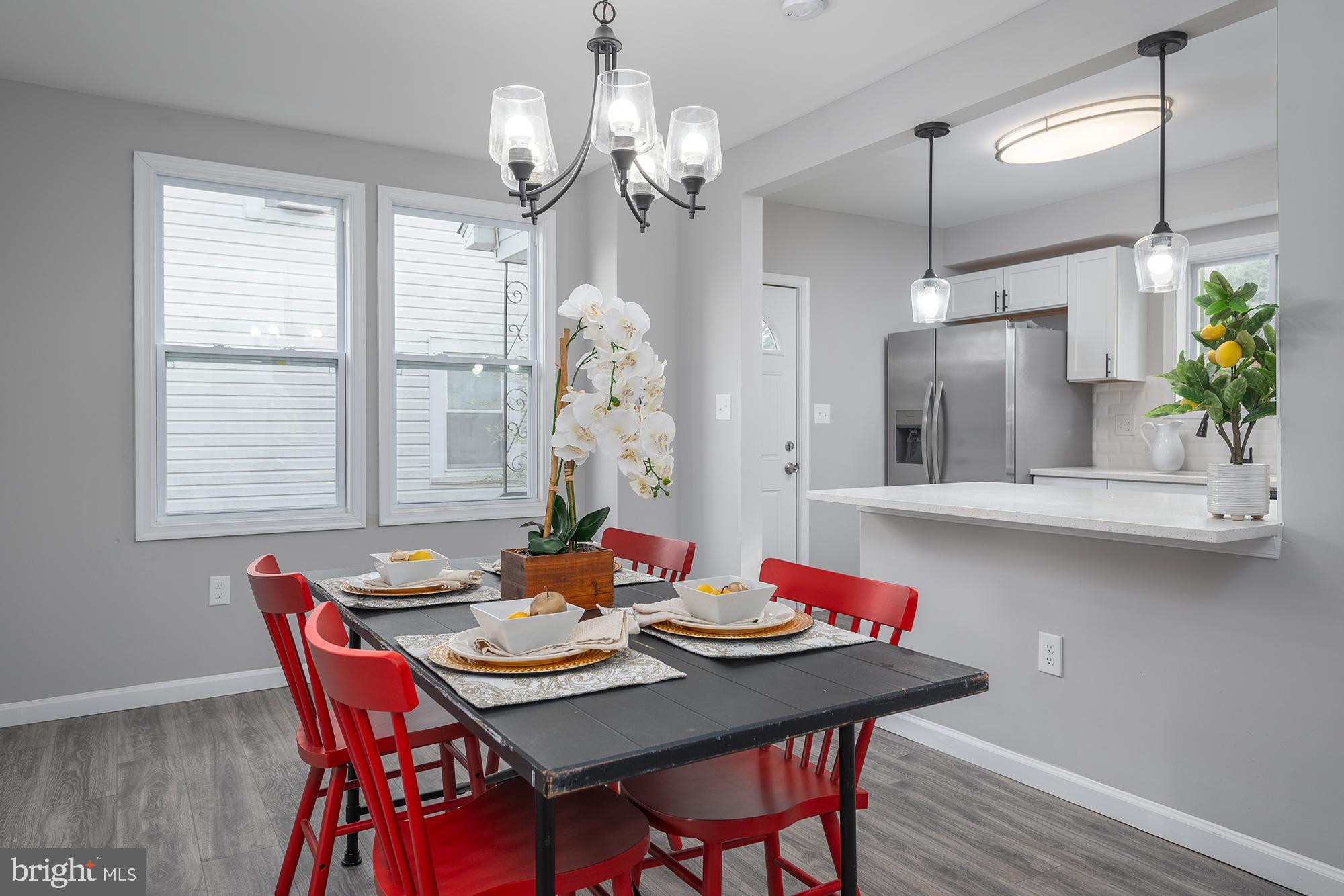 EDGEWOOD PARK - Residential