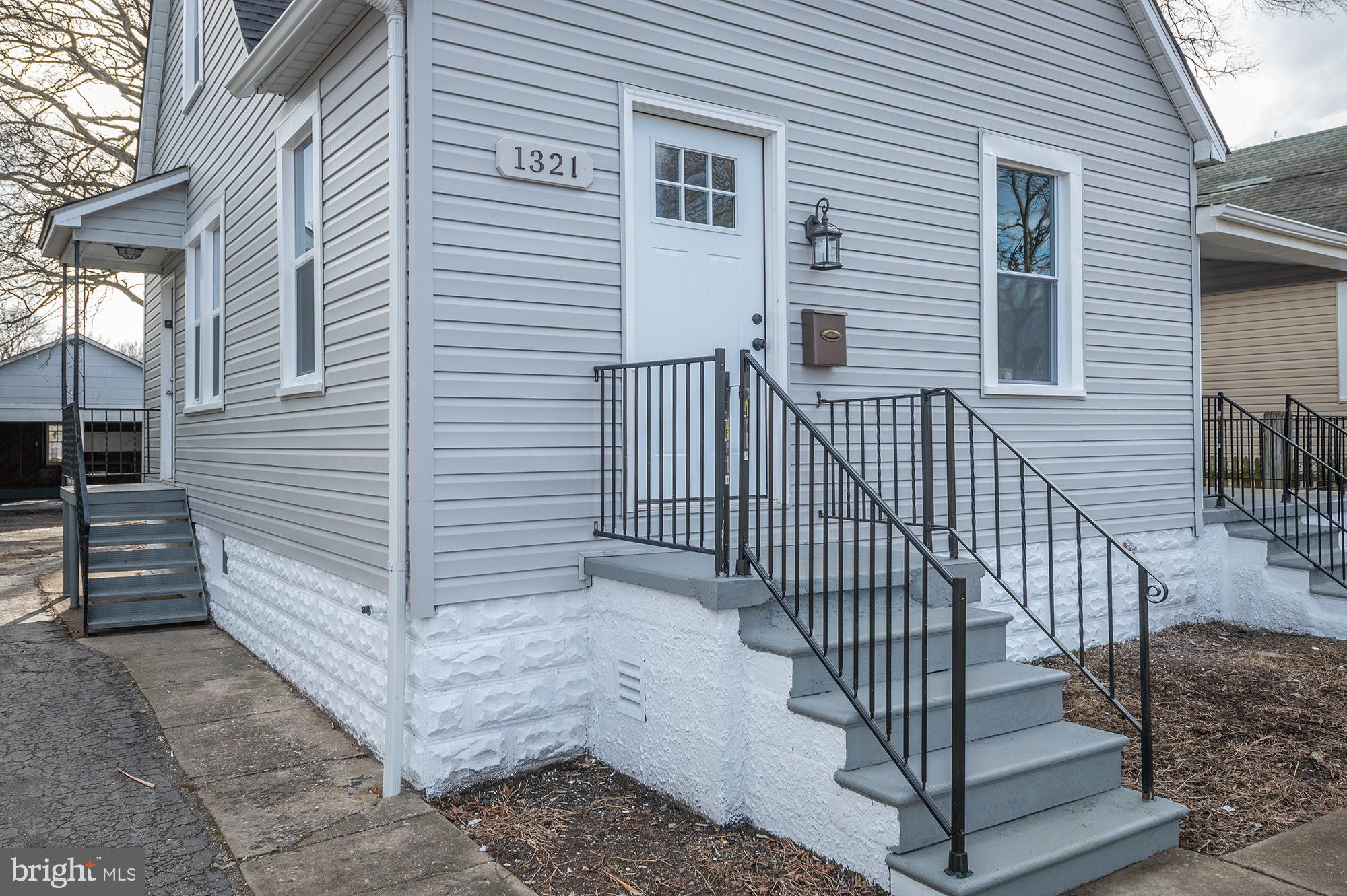 EDGEWOOD PARK - Residential