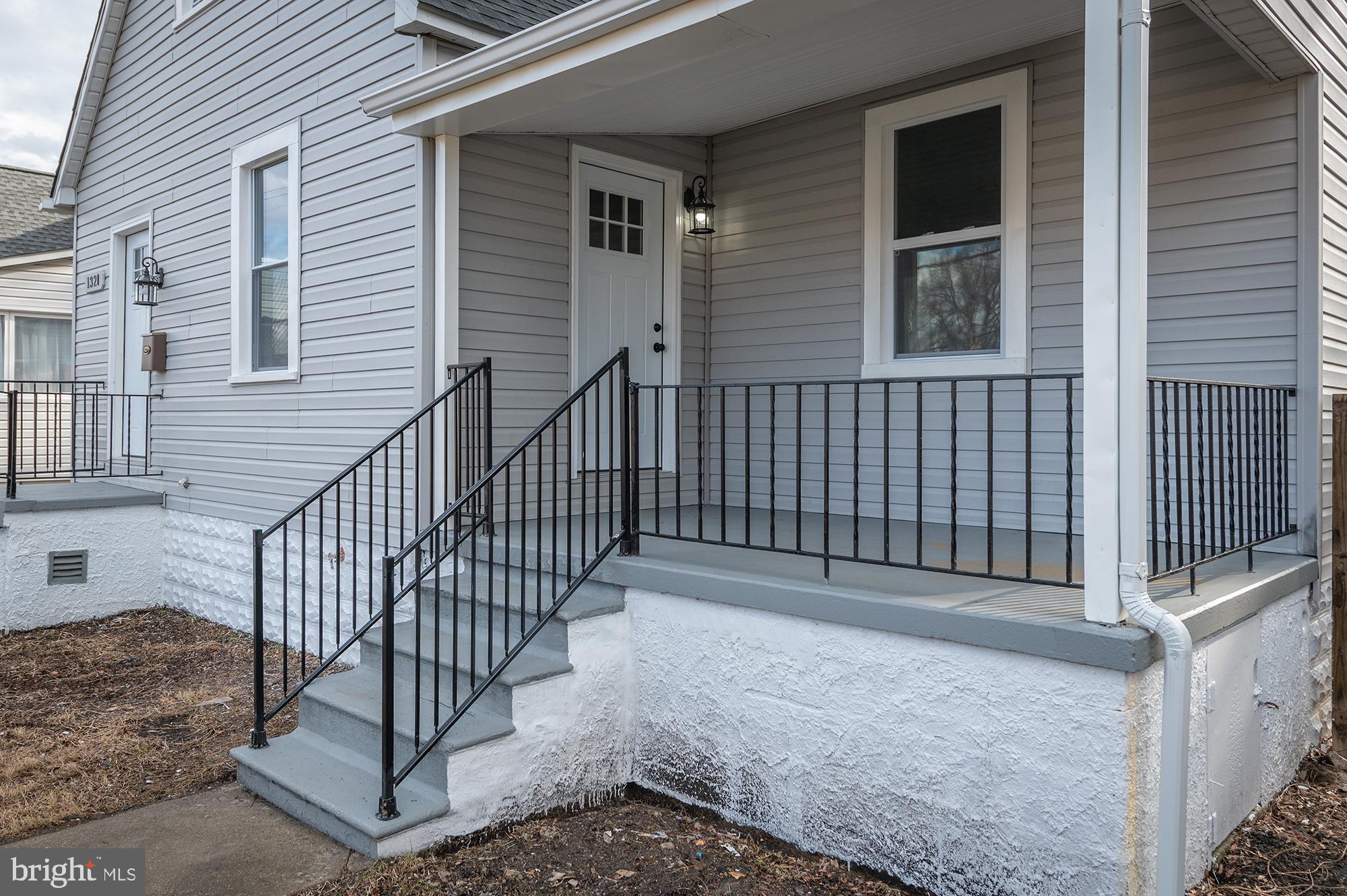 EDGEWOOD PARK - Residential