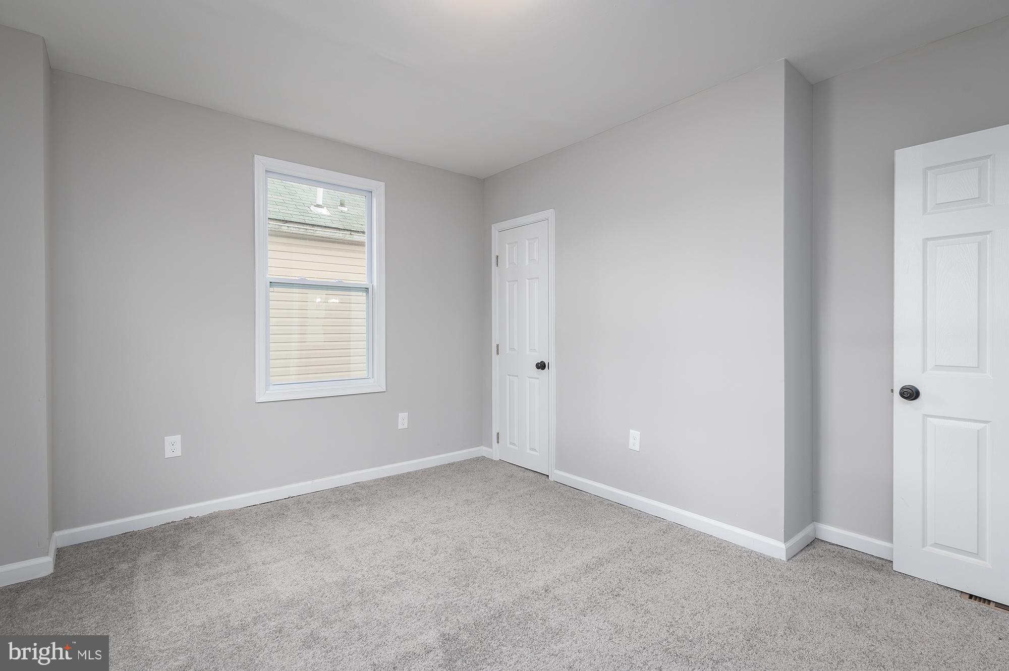 EDGEWOOD PARK - Residential