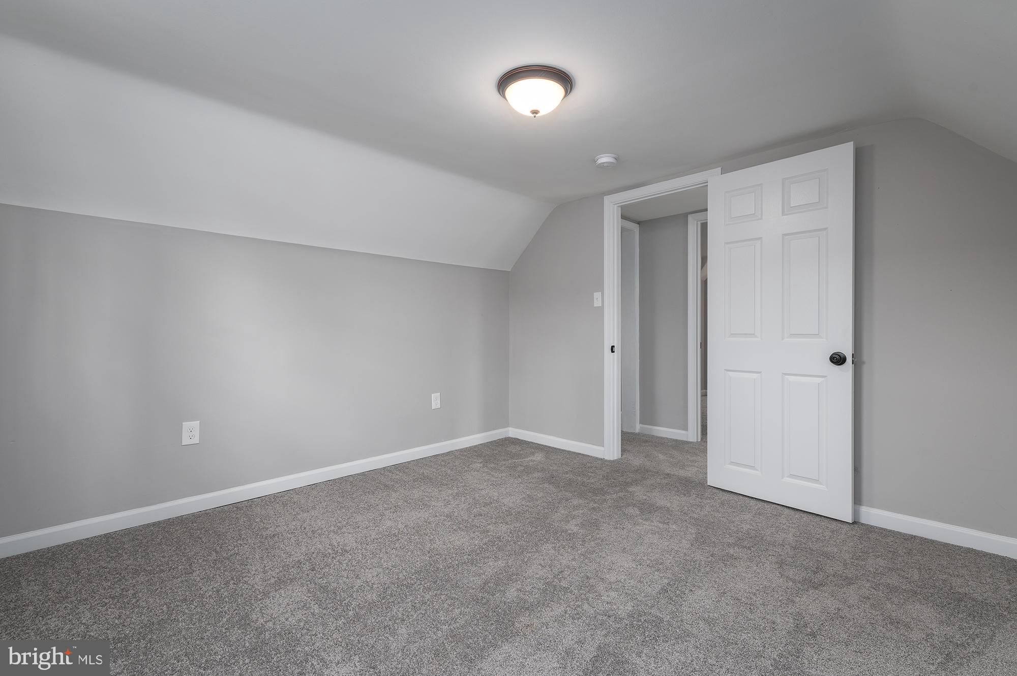 EDGEWOOD PARK - Residential