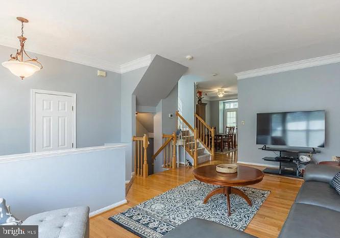 LAKE RIDGE - Residential Lease