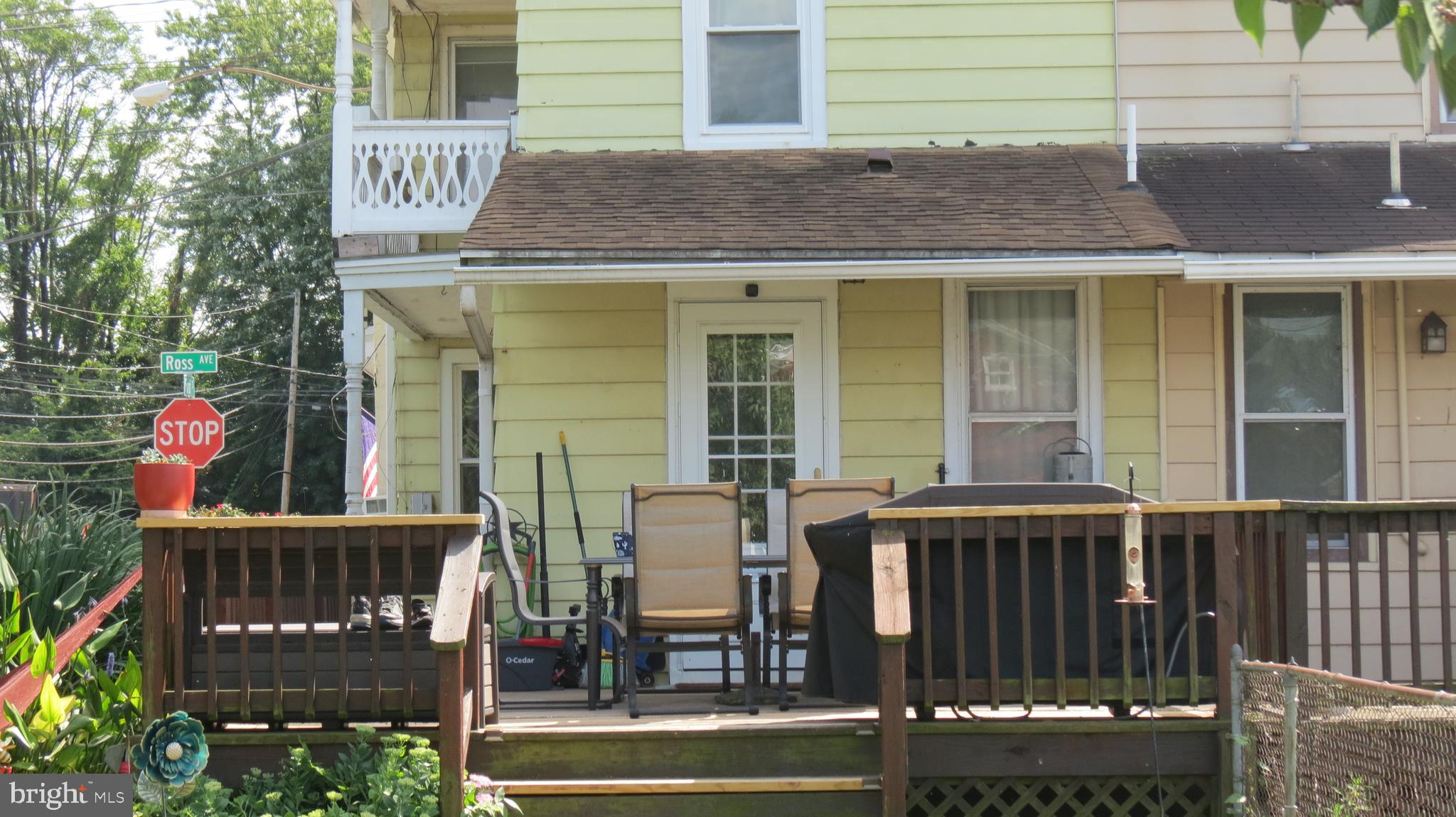 508 ROSS AVENUE