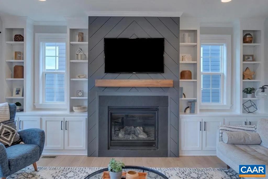 OLD TRAIL - Residential