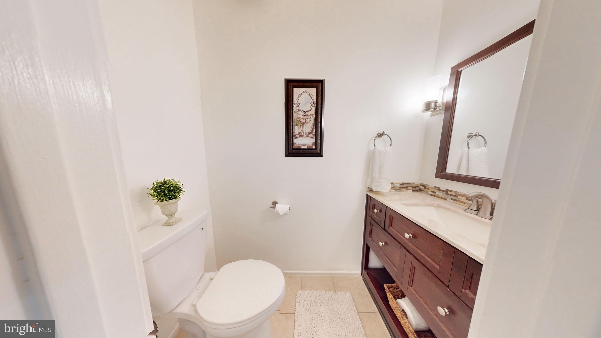 EVERGREEN SQUARE - Residential