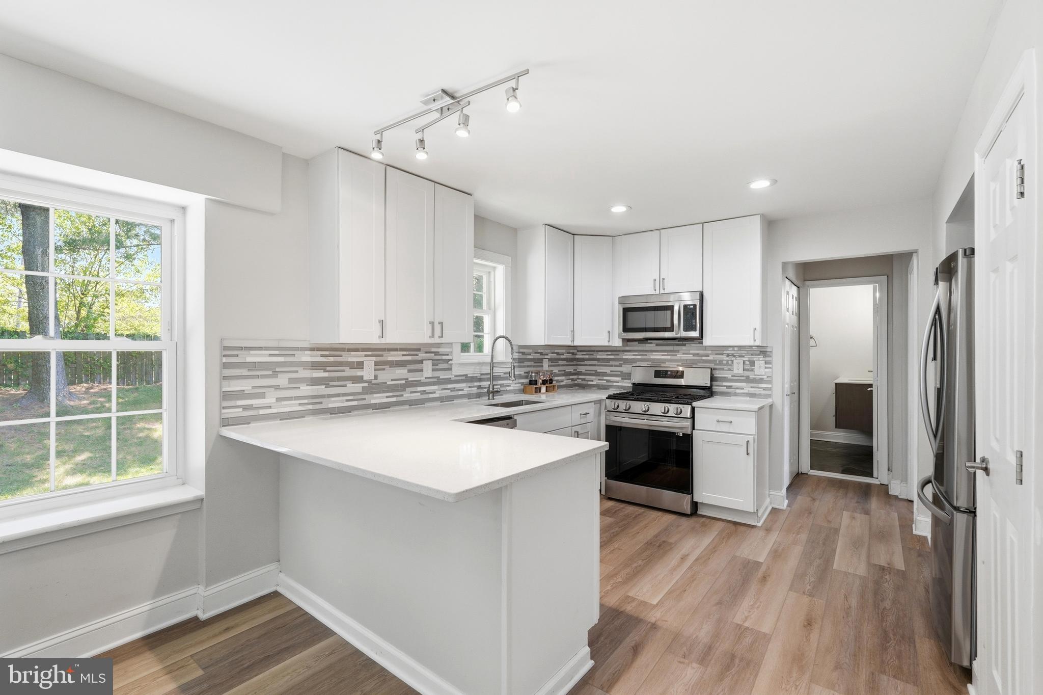 FERNSHIRE FARMS - Residential