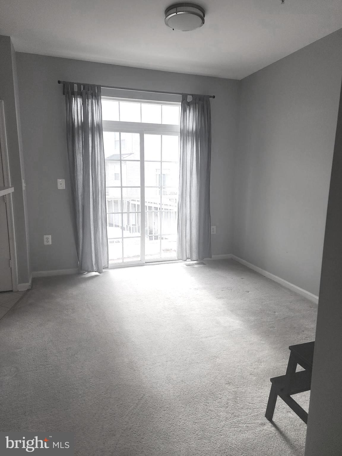 HUNT VALLEY - Residential