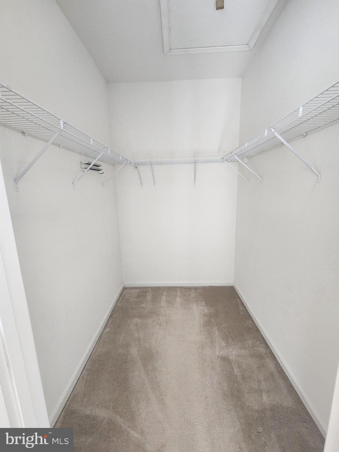 HUNT VALLEY - Residential