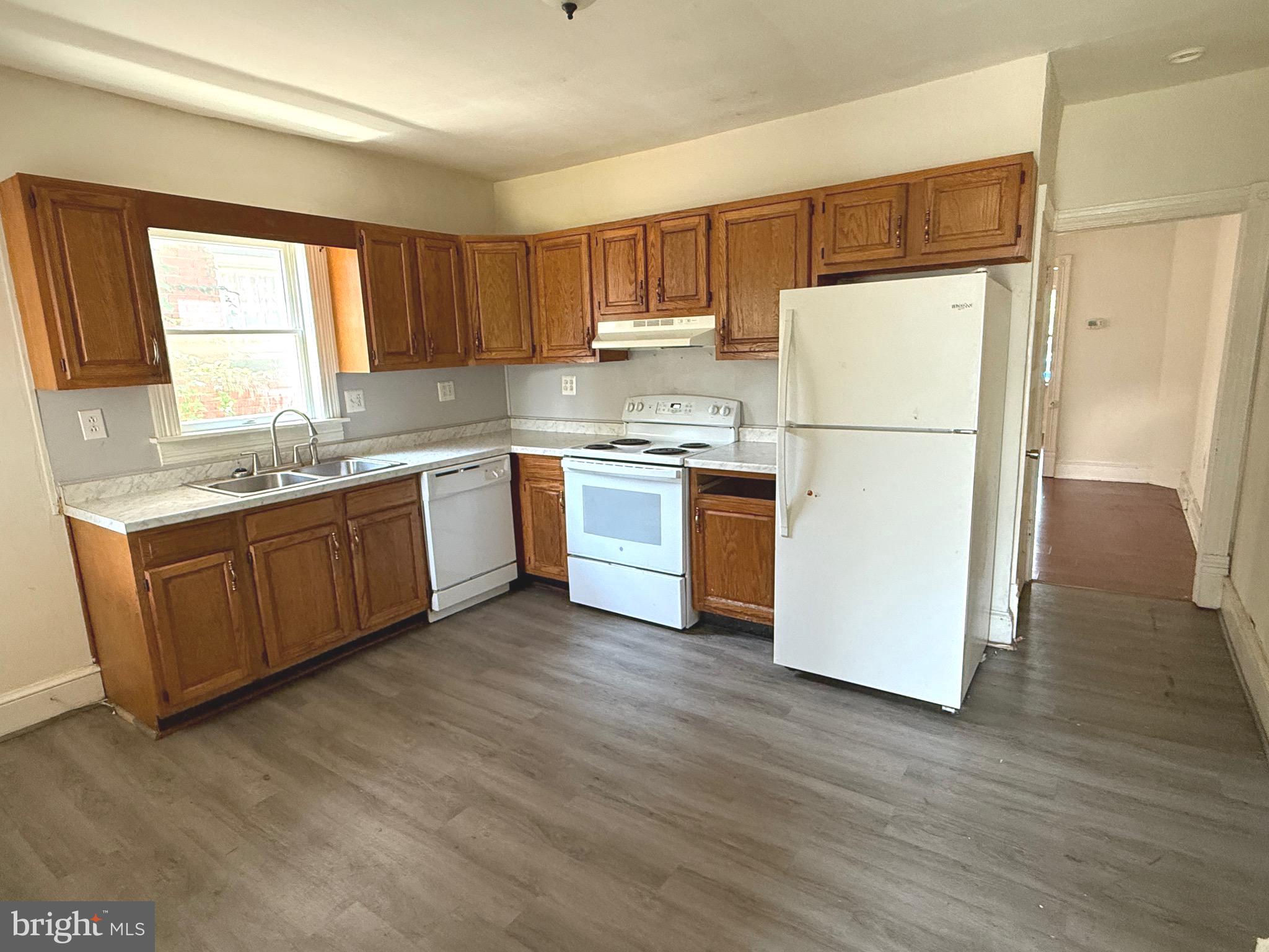 ROSEMONT - Residential Income