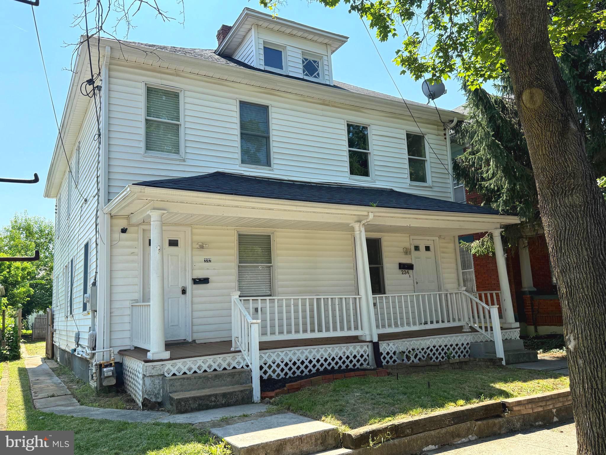 ROSEMONT - Residential Income