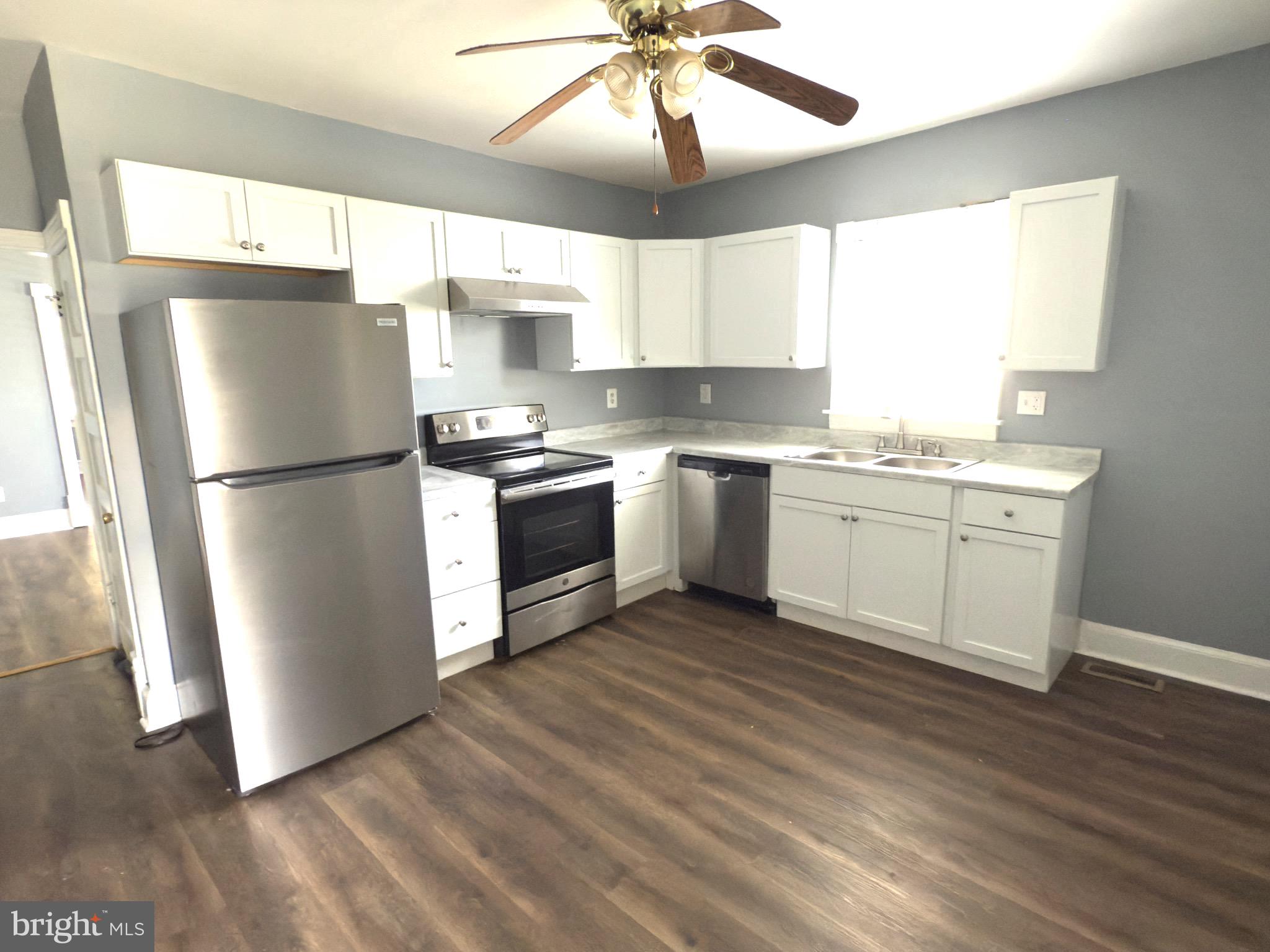 ROSEMONT - Residential Income