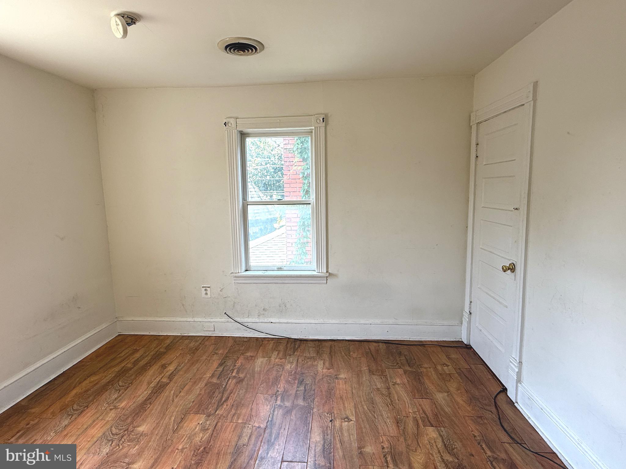 ROSEMONT - Residential Income