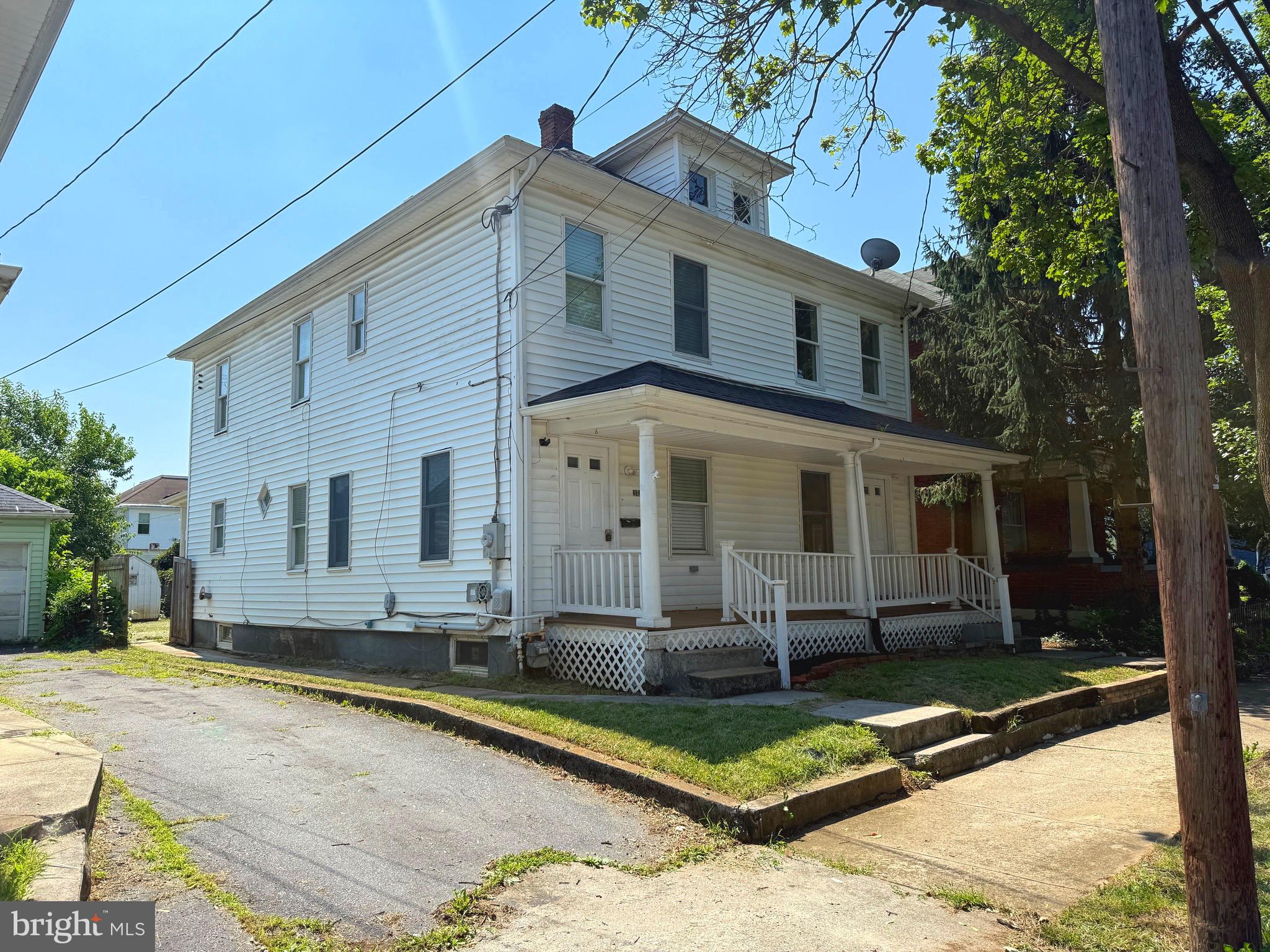232 / 234 ILLINOIS AVENUE S