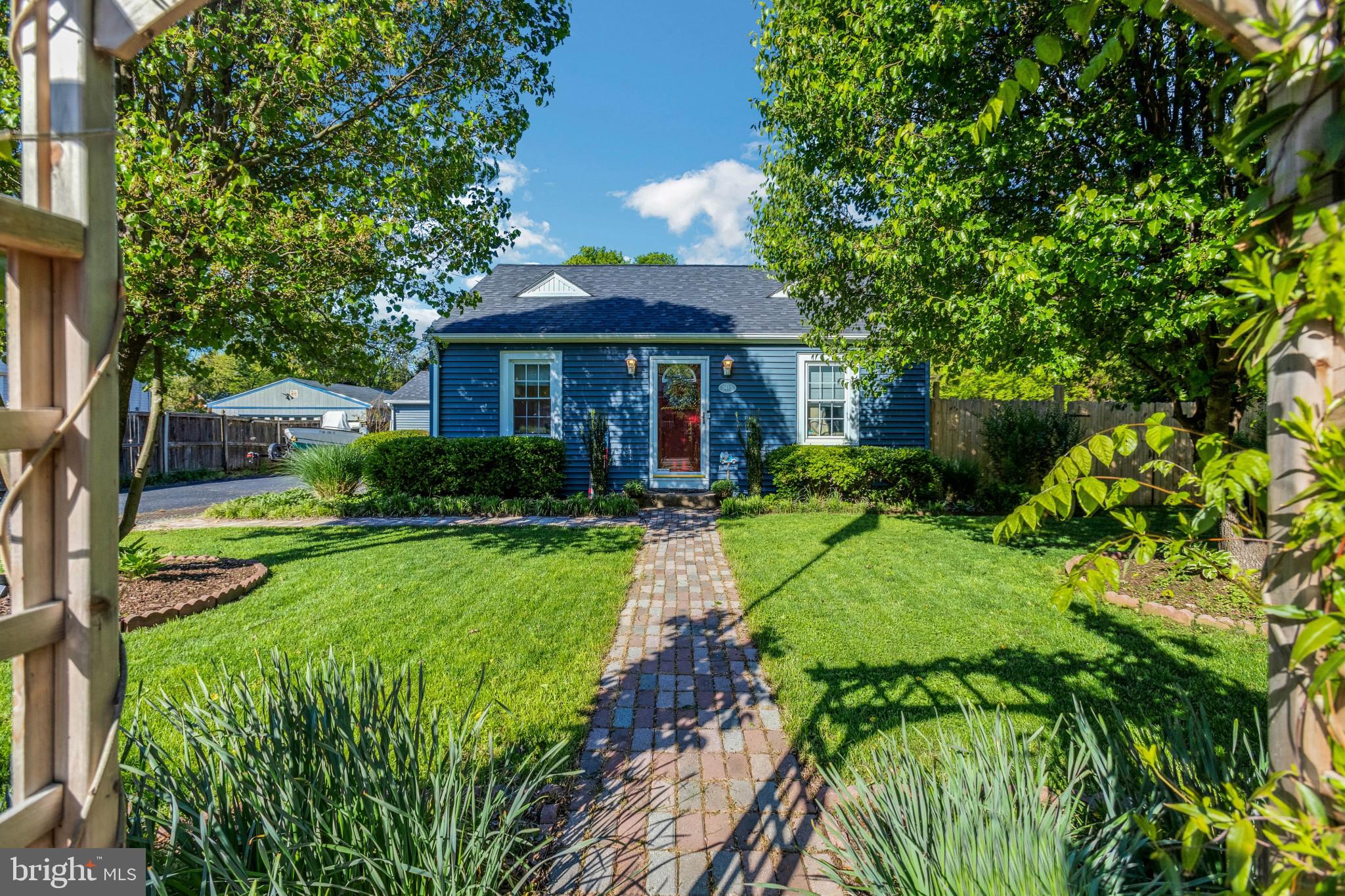 GROVETON HEIGHTS - Residential