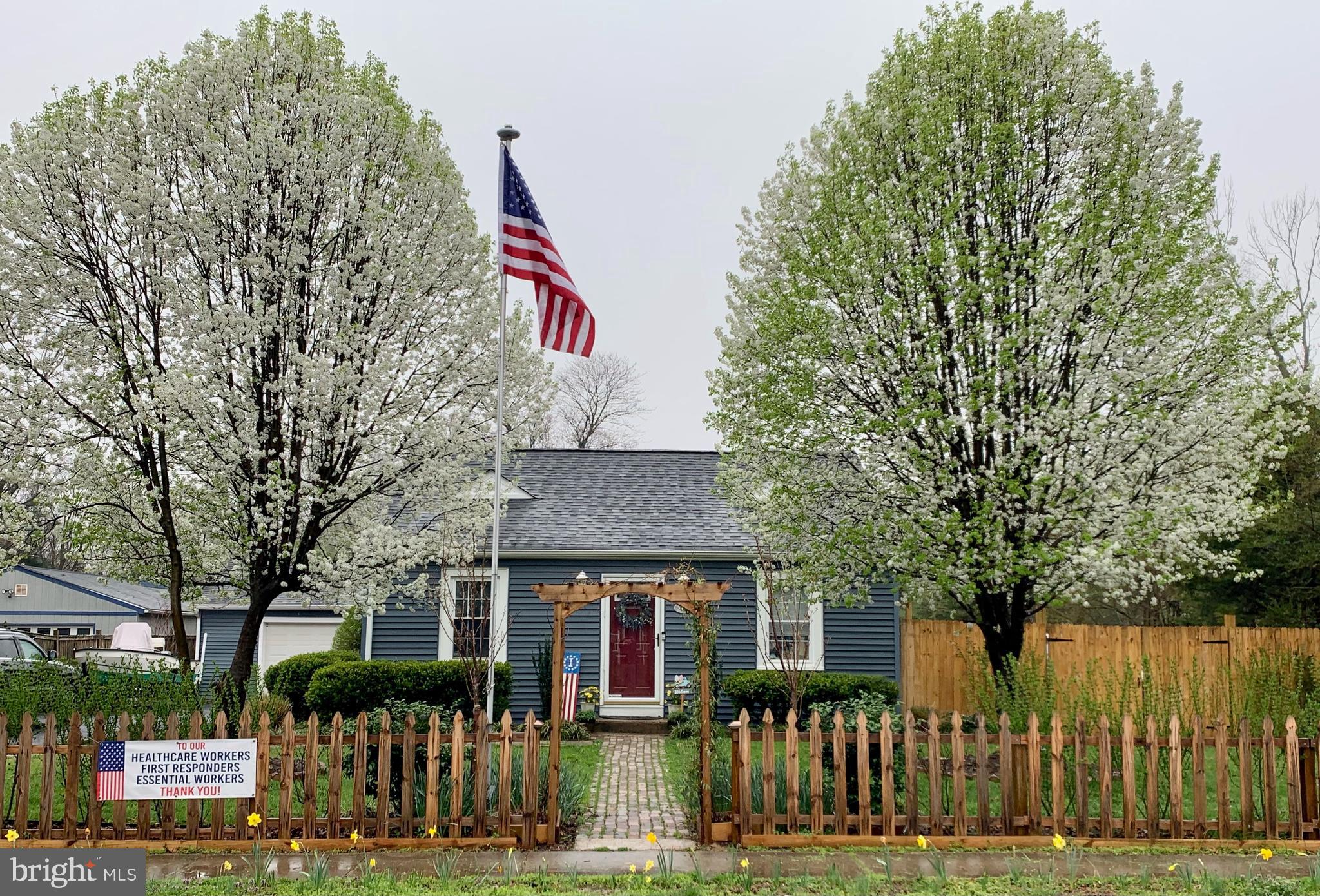 GROVETON HEIGHTS - Residential