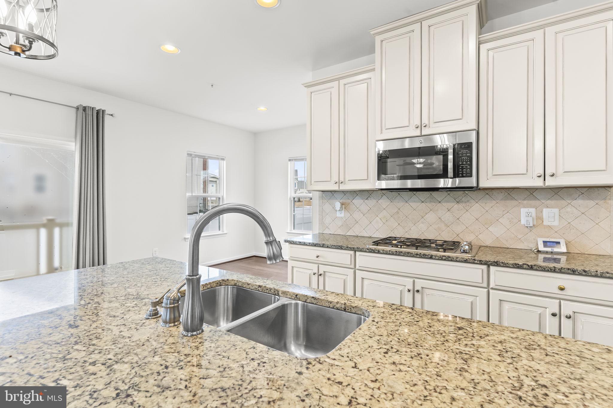 BROOKWOOD ESTATES - Residential