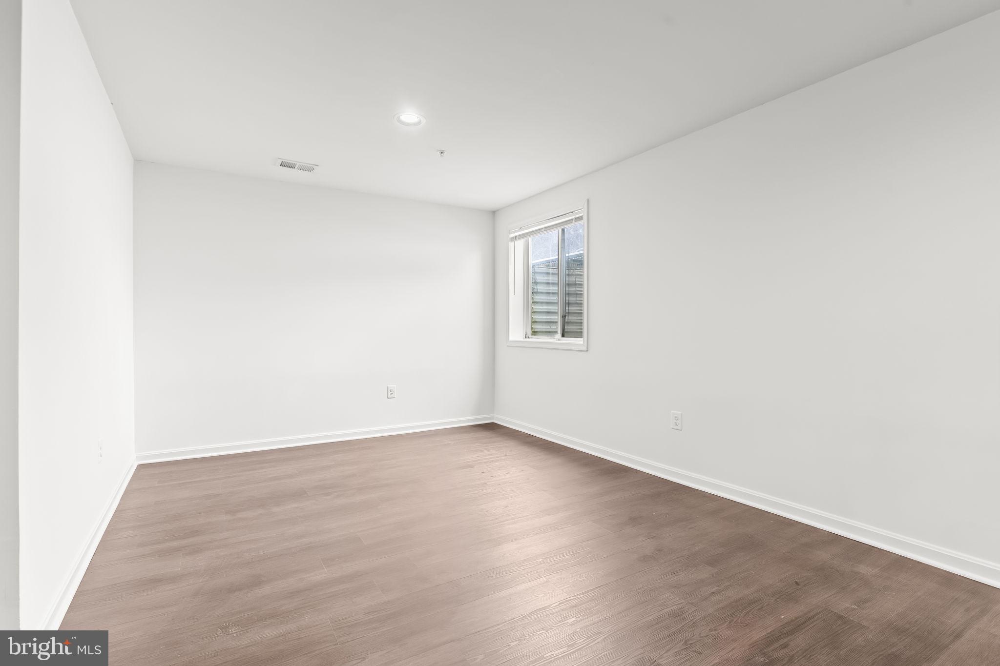 BROOKWOOD ESTATES - Residential