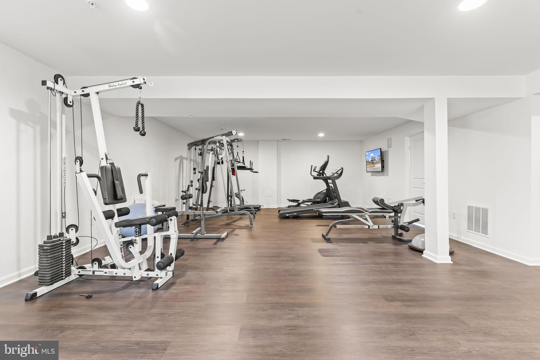 BROOKWOOD ESTATES - Residential