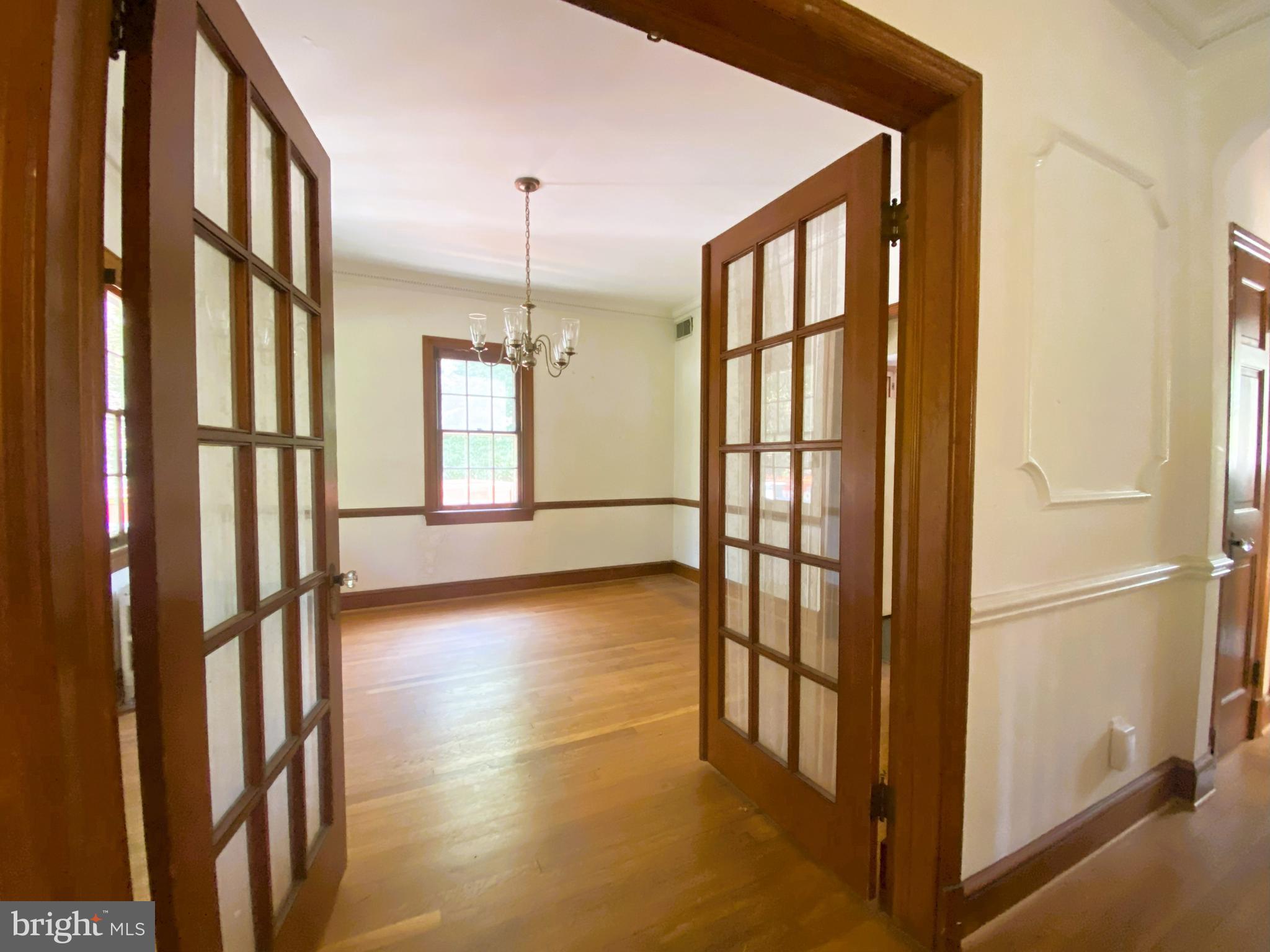 GARRETT PARK - Residential