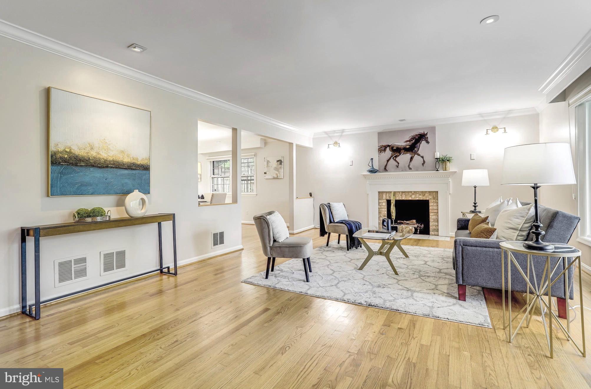 CHAIN BRIDGE WOODS - Residential