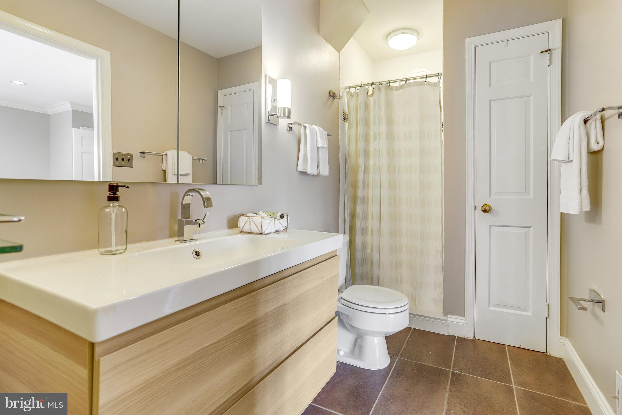 CHAIN BRIDGE WOODS - Residential