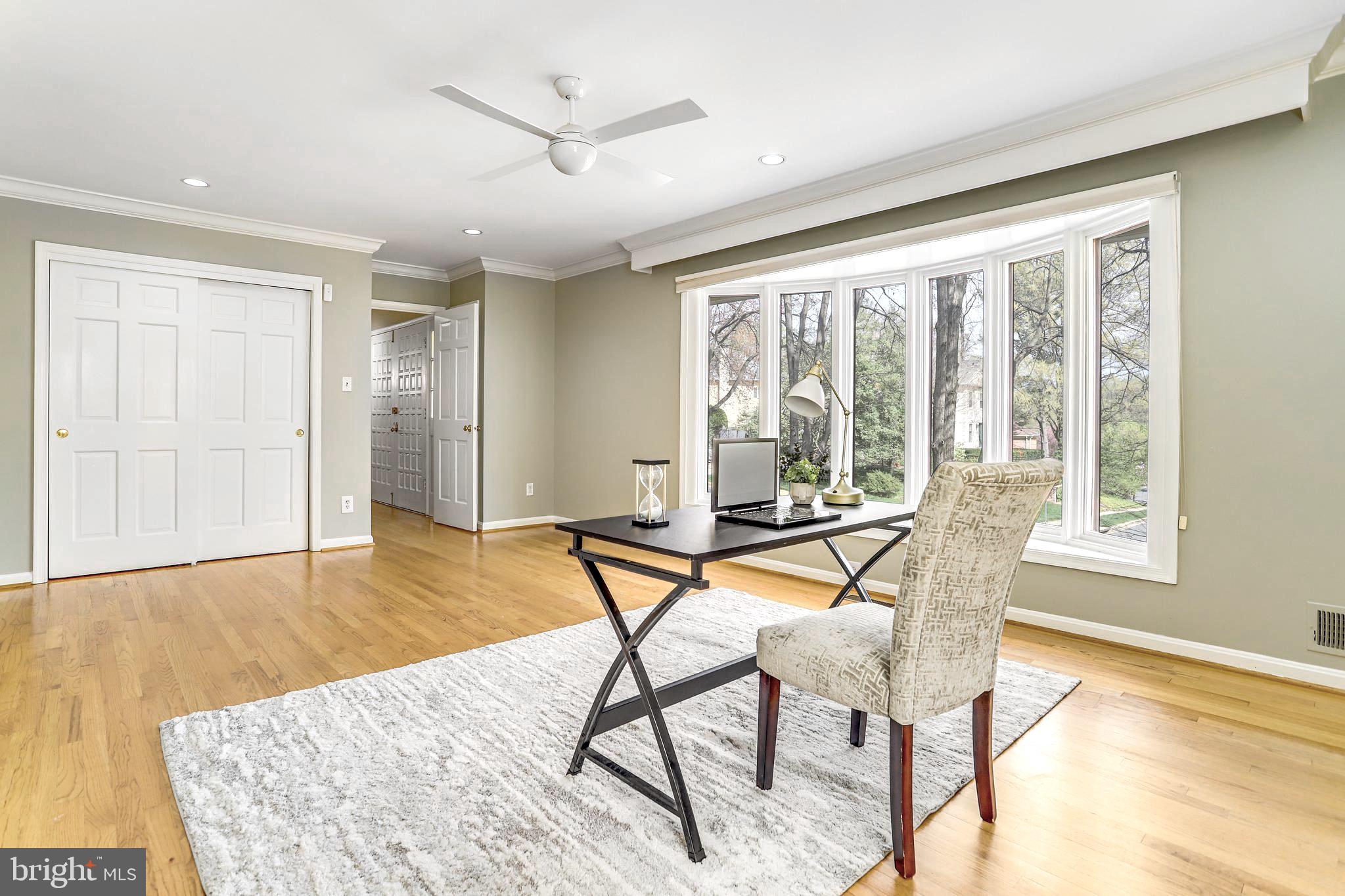 CHAIN BRIDGE WOODS - Residential