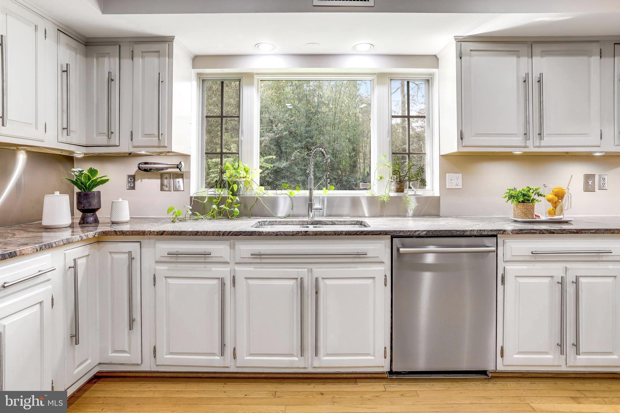 CHAIN BRIDGE WOODS - Residential