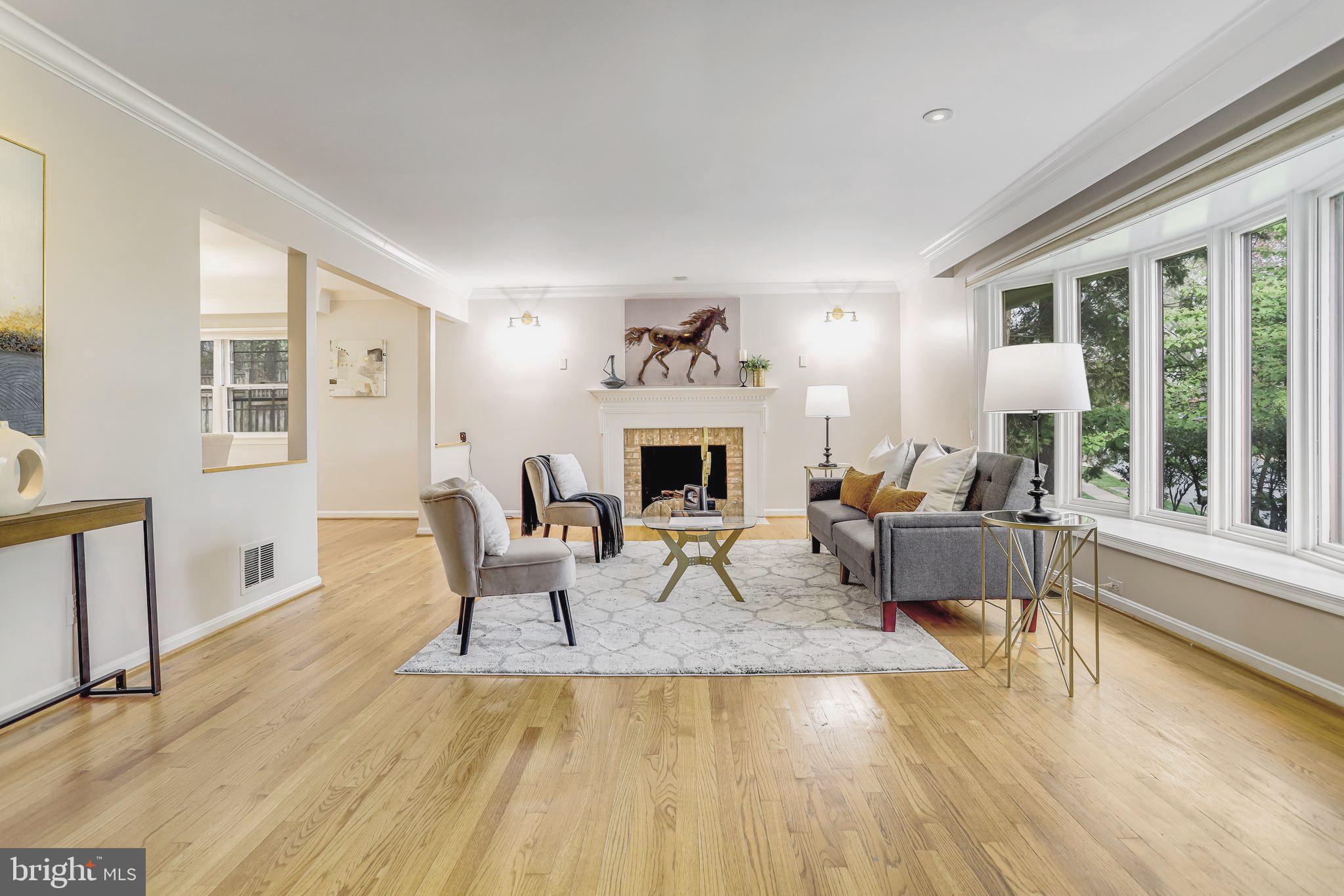 CHAIN BRIDGE WOODS - Residential