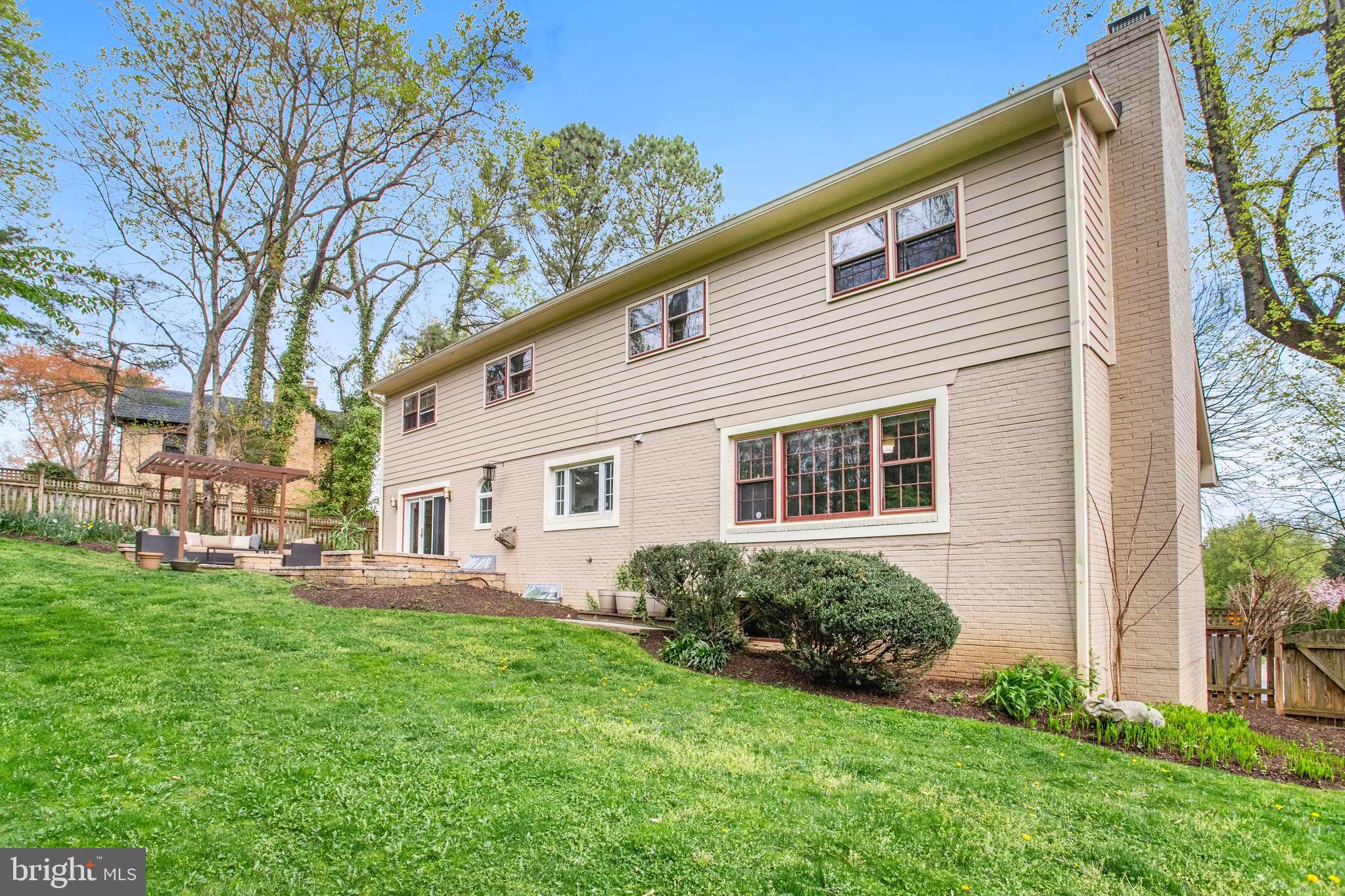 CHAIN BRIDGE WOODS - Residential