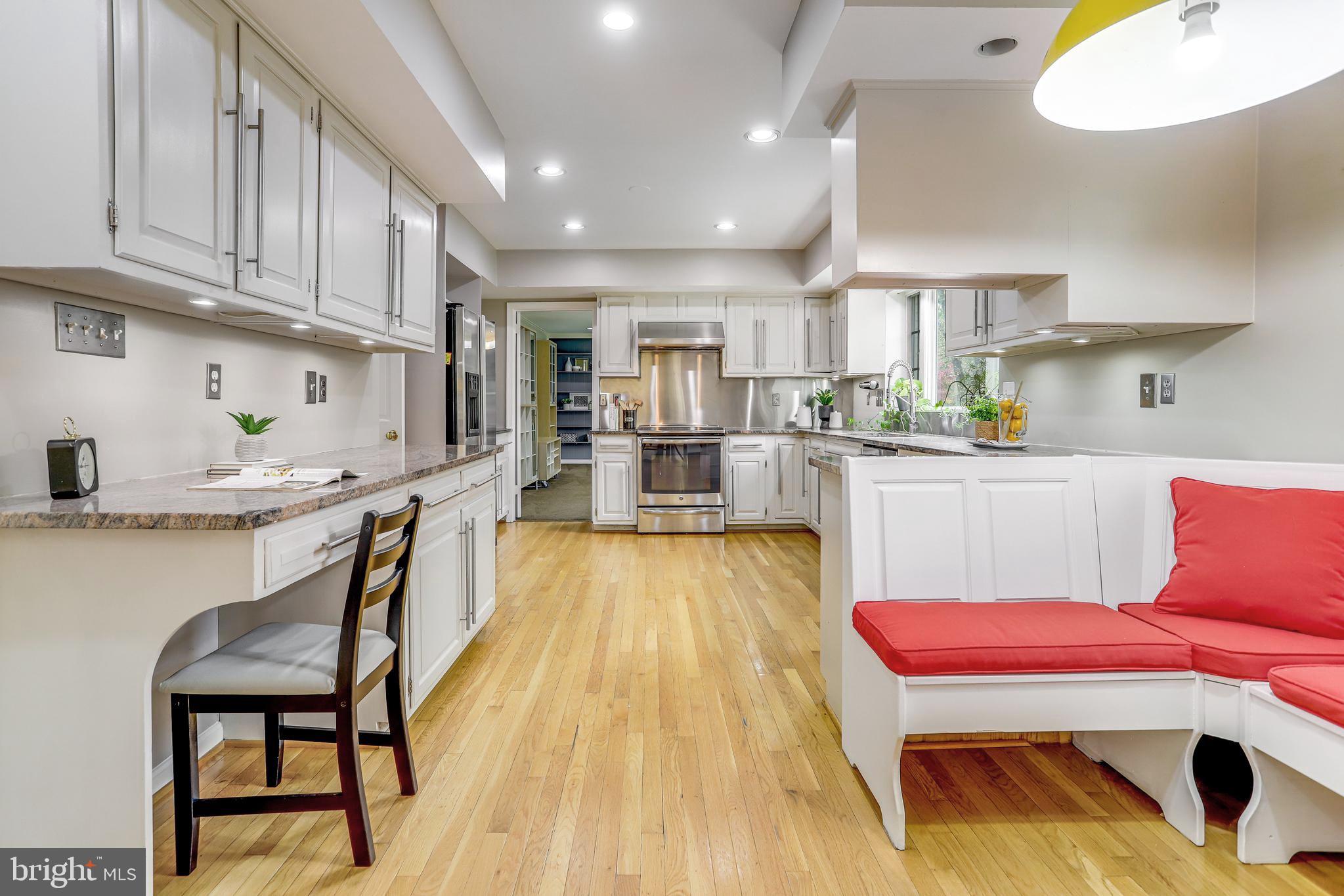 CHAIN BRIDGE WOODS - Residential