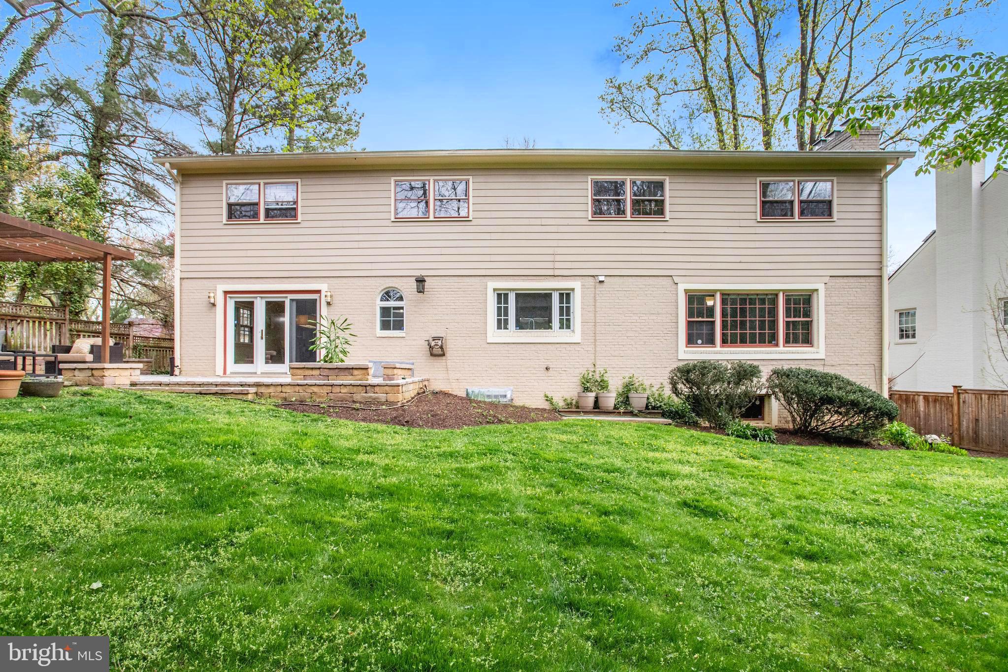 CHAIN BRIDGE WOODS - Residential