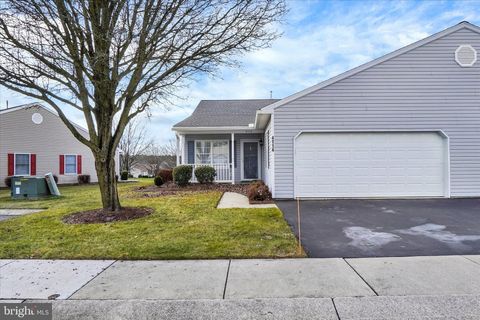 4114 WOODSPRING LANE YORK PA 17402