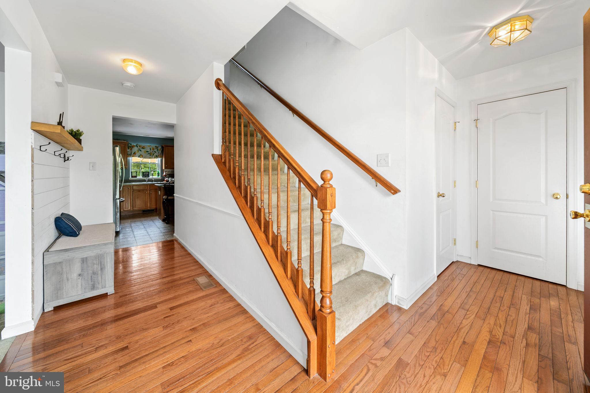 106 SANDY WAY