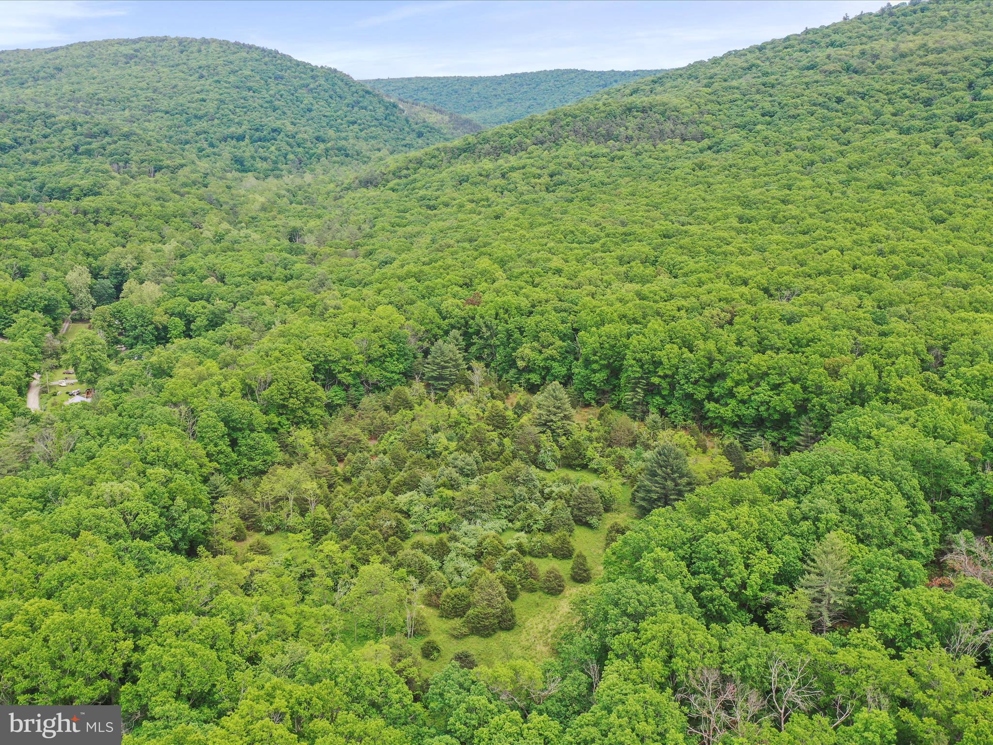 NONE UNRESTRICTED - Land