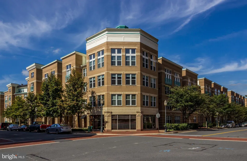 12000 Market Street Unit 215, Reston, VA 20190