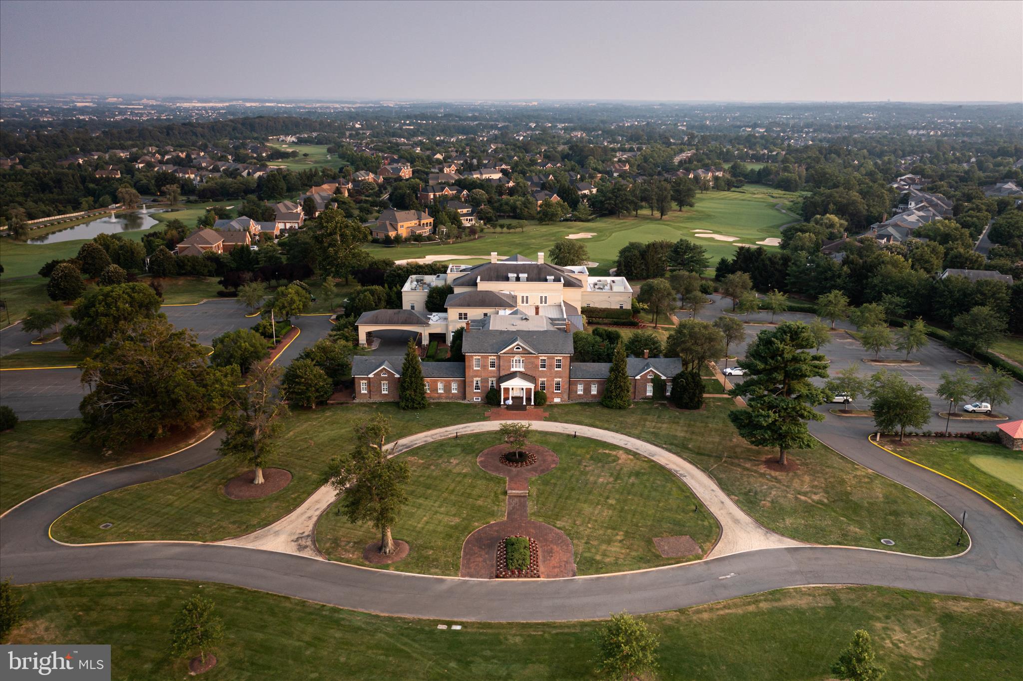 BELMONT COUNTRY CLUB - Residential