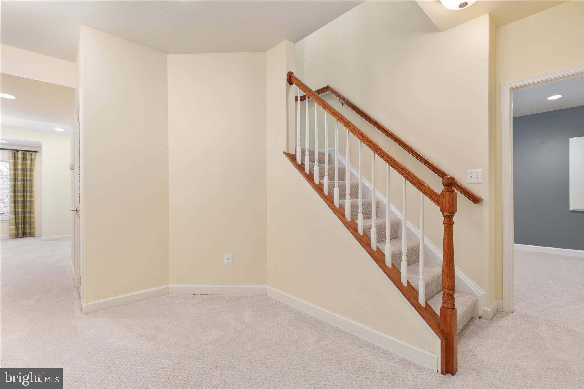 BELMONT COUNTRY CLUB - Residential