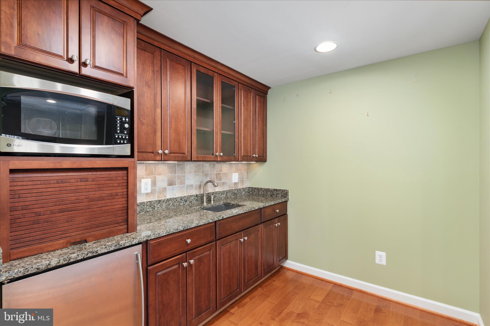 BELMONT COUNTRY CLUB - Residential