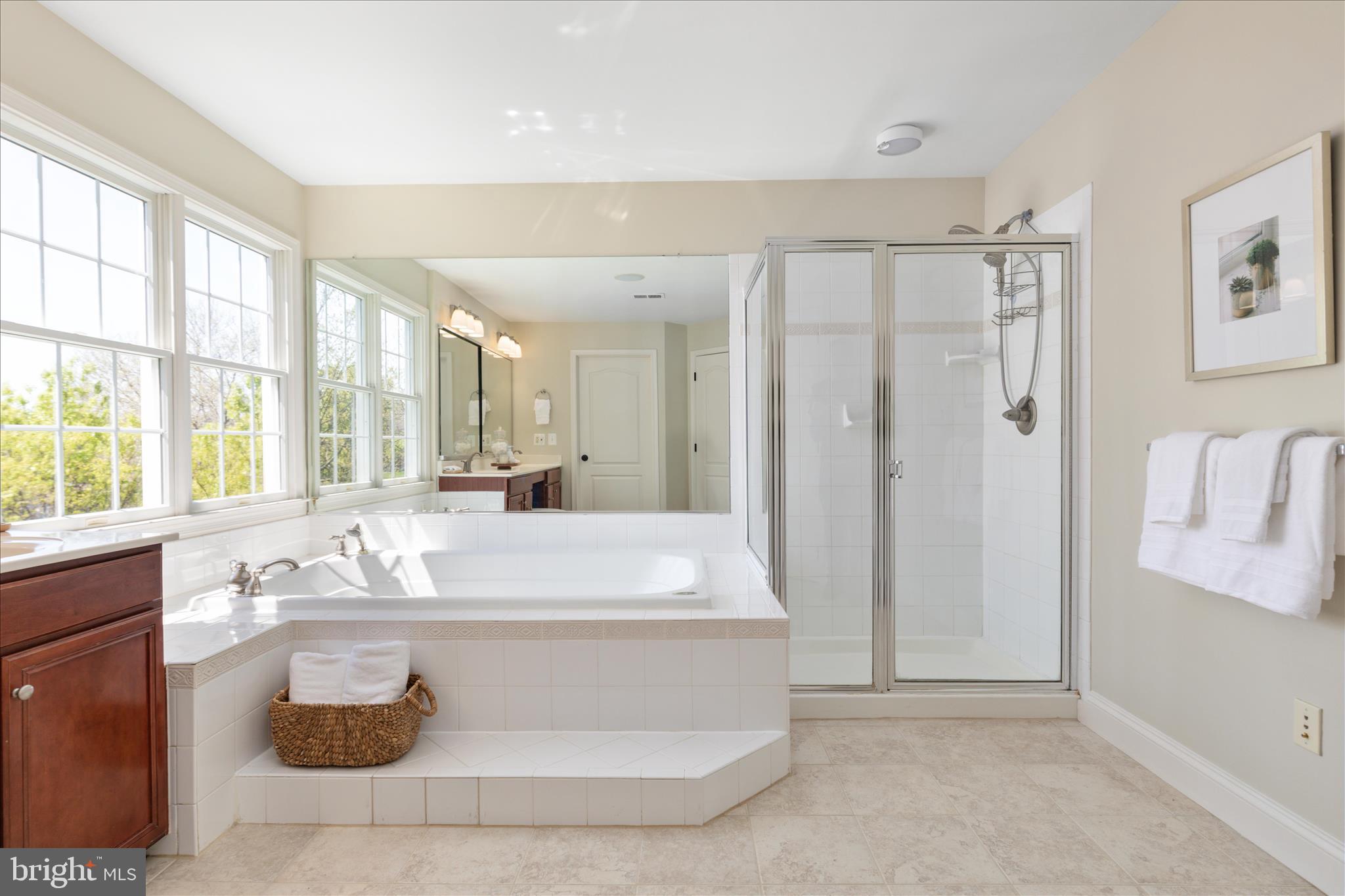 BELMONT COUNTRY CLUB - Residential