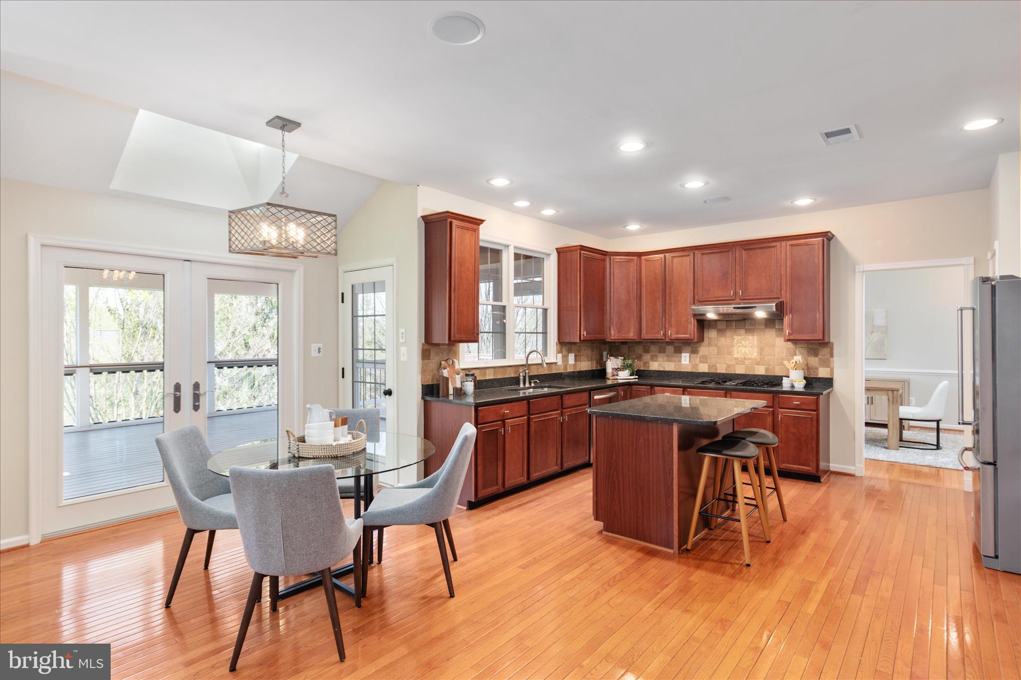 BELMONT COUNTRY CLUB - Residential