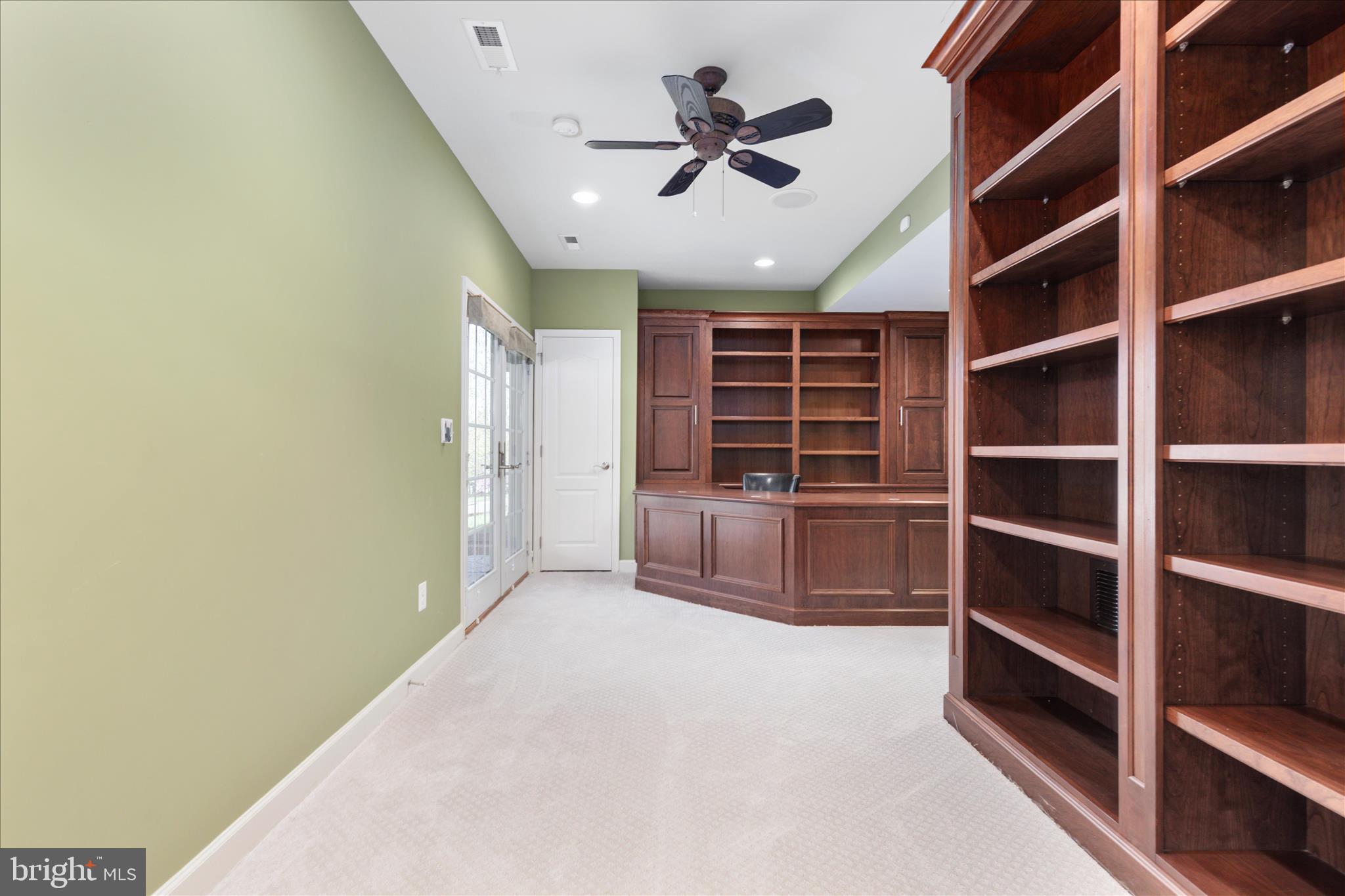 BELMONT COUNTRY CLUB - Residential