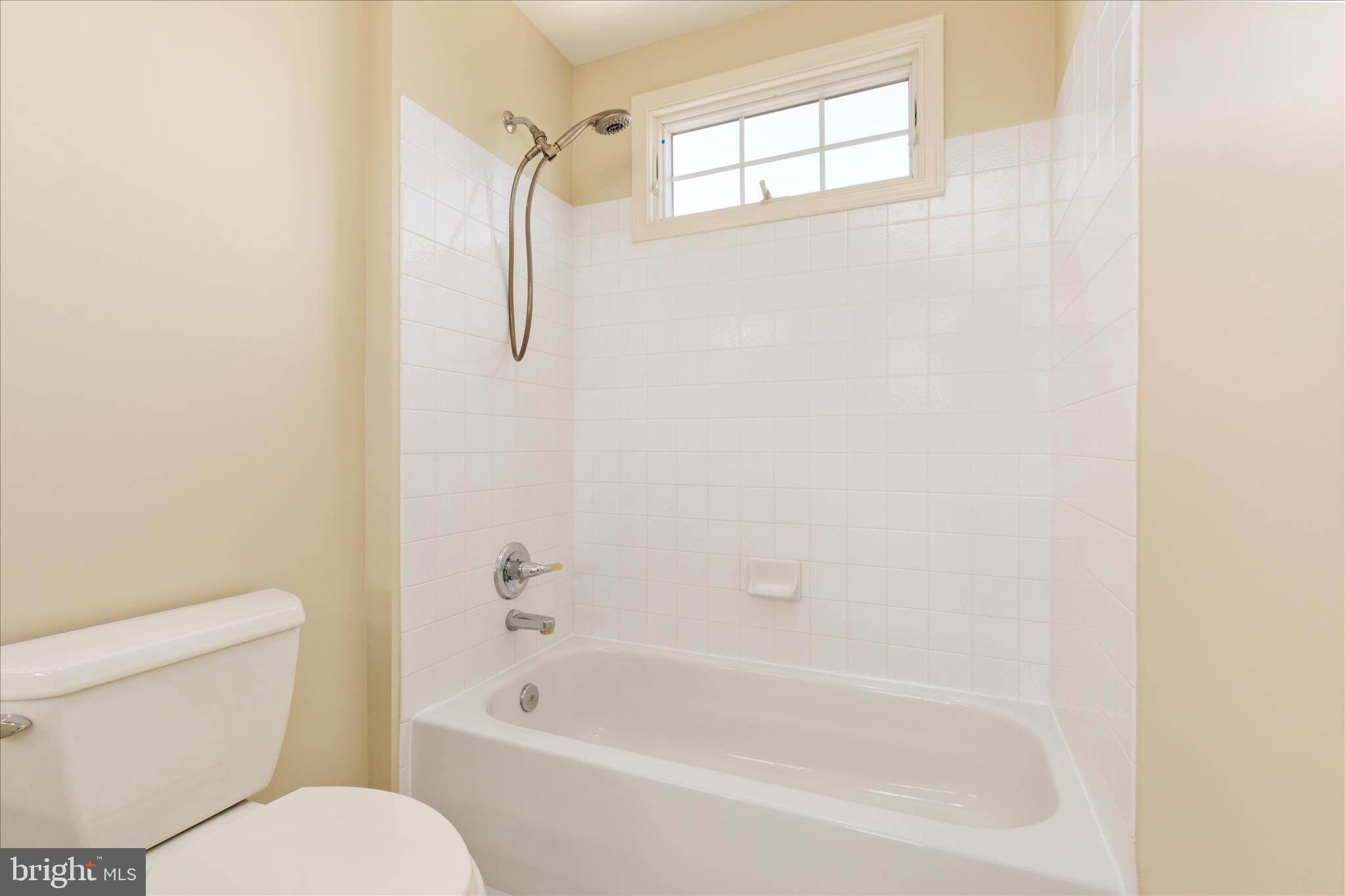 BELMONT COUNTRY CLUB - Residential