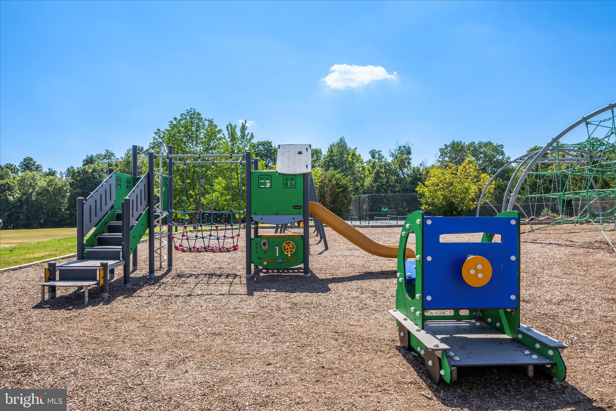 BELMONT COUNTRY CLUB - Residential