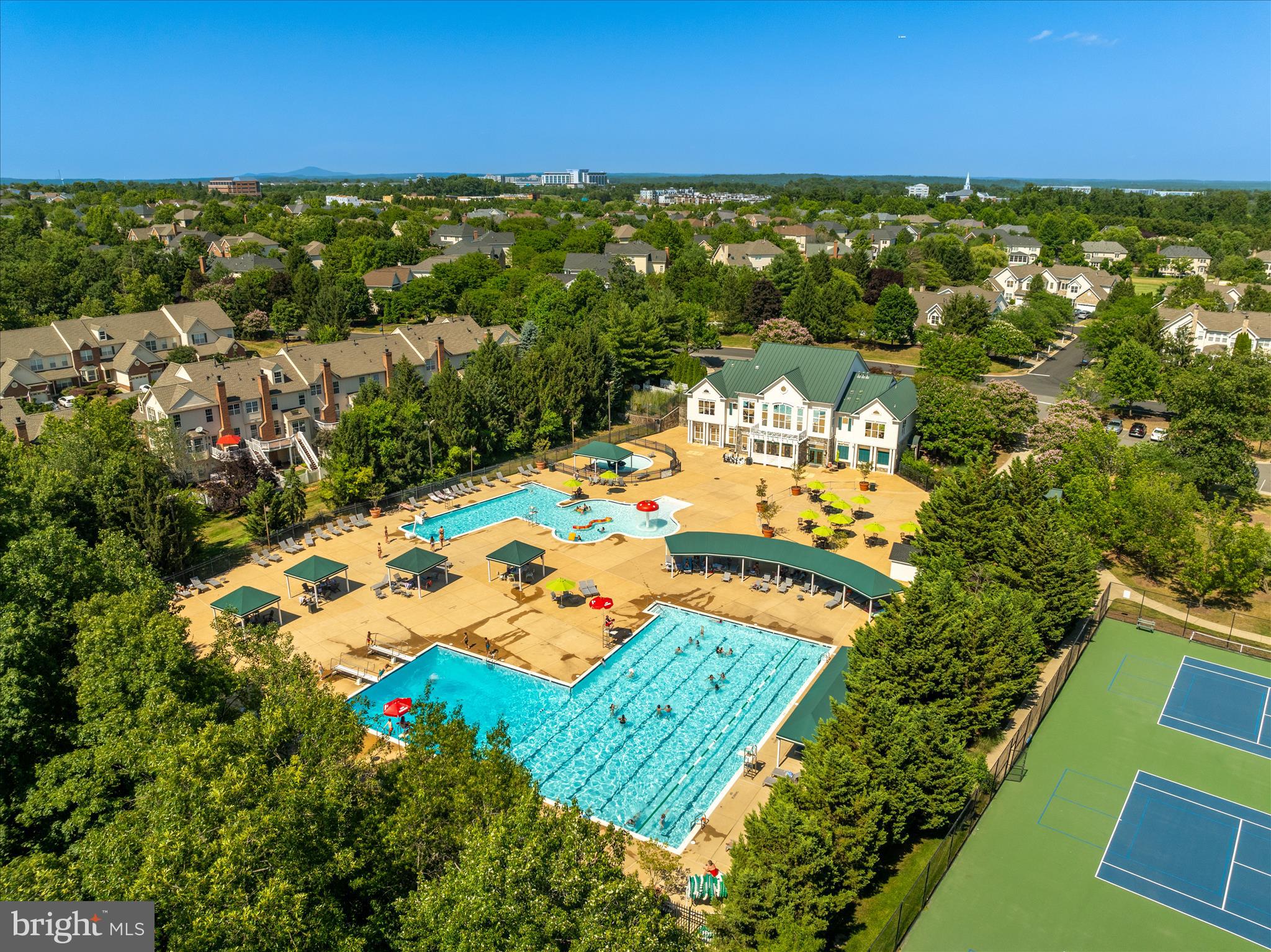 BELMONT COUNTRY CLUB - Residential