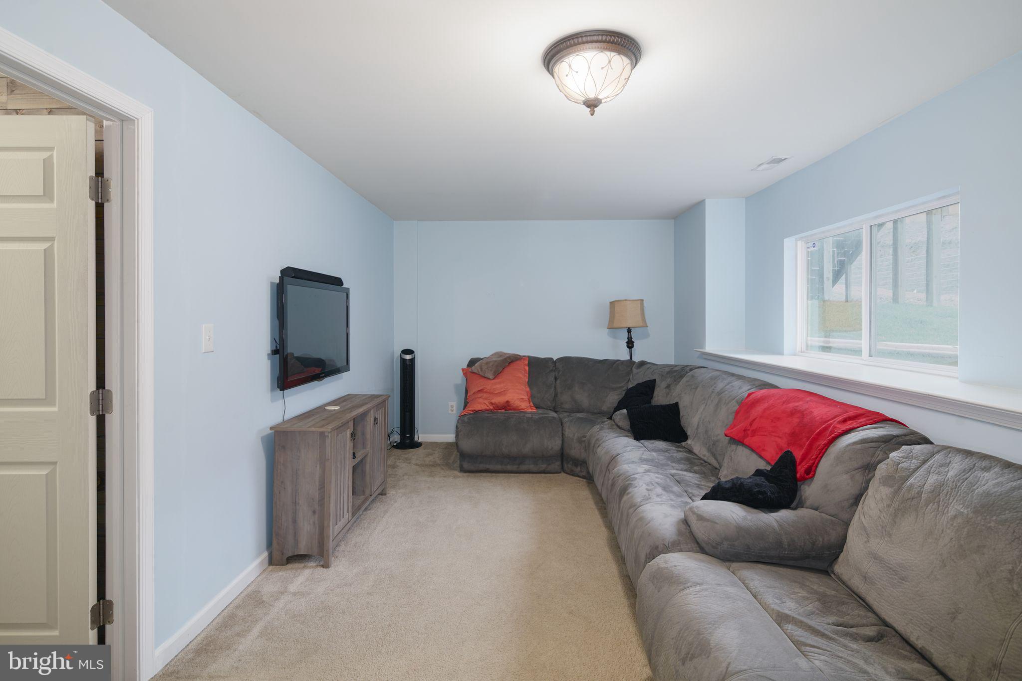 DOWNINGTOWN - Residential
