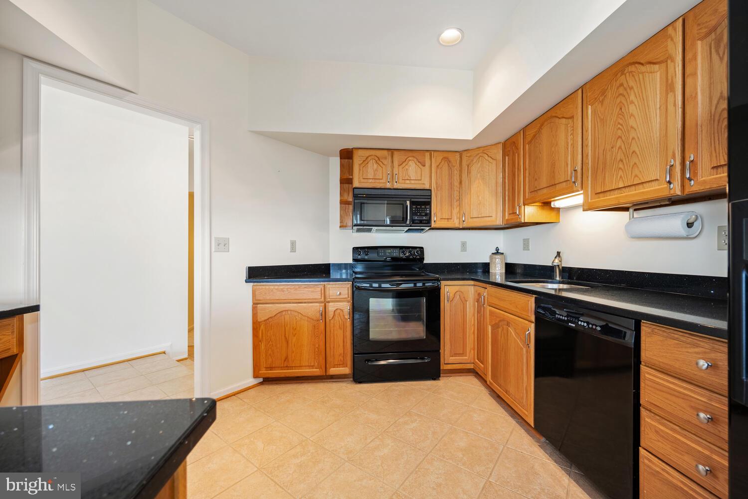 OYSTER COVE - Residential