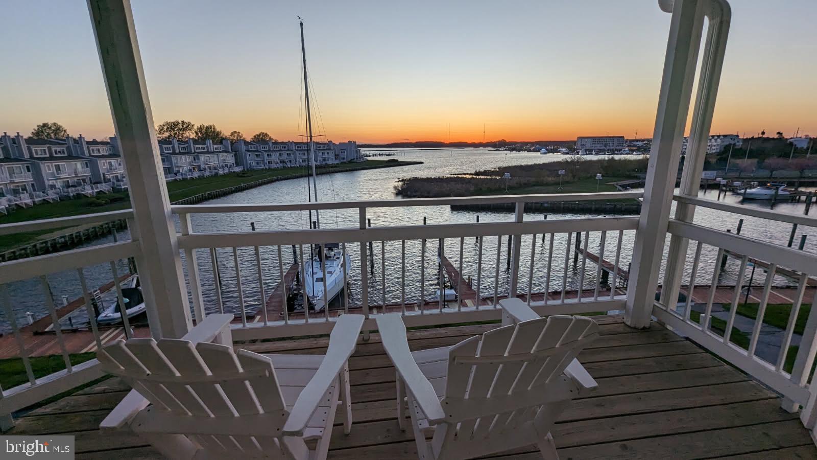 OYSTER COVE - Residential