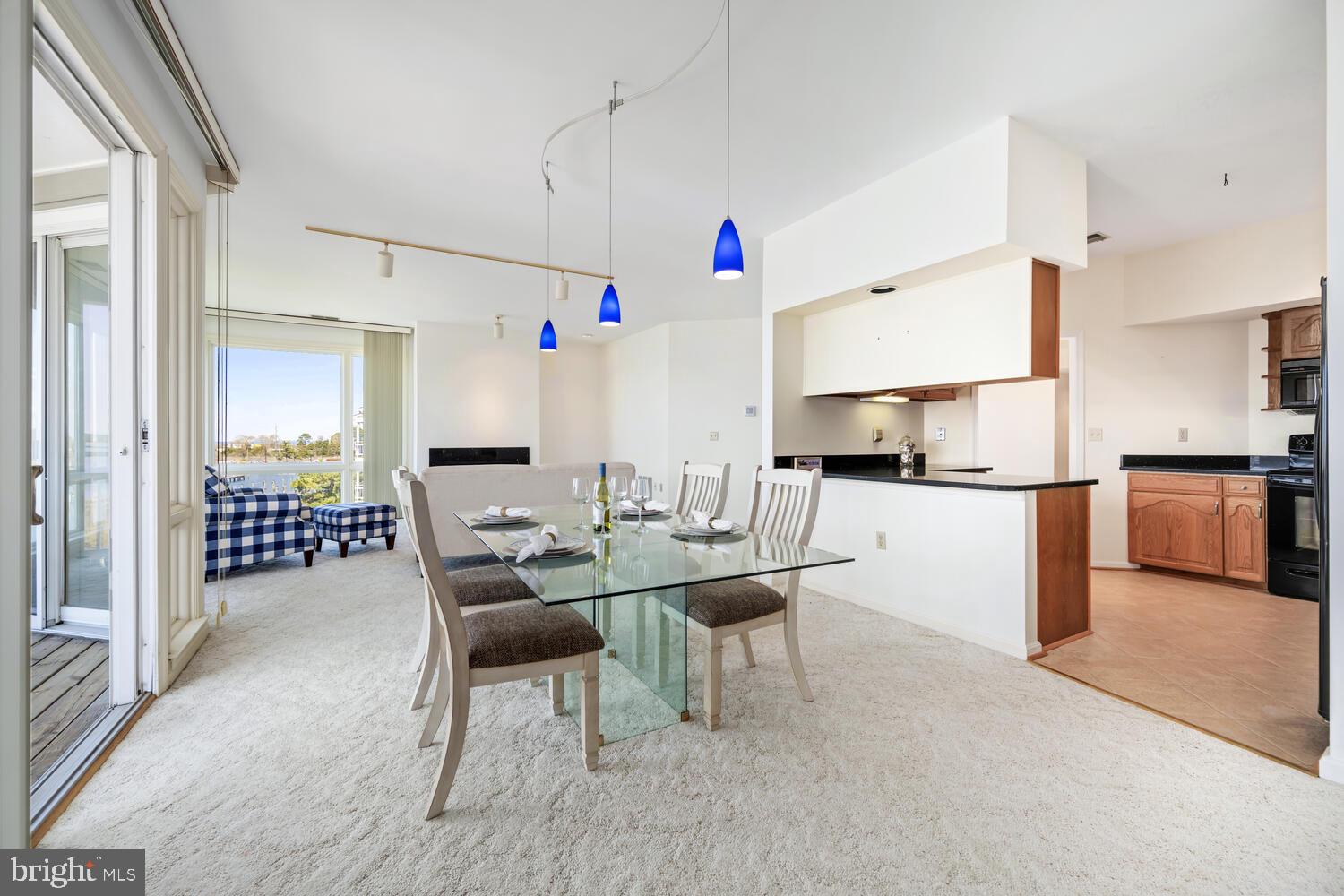 OYSTER COVE - Residential